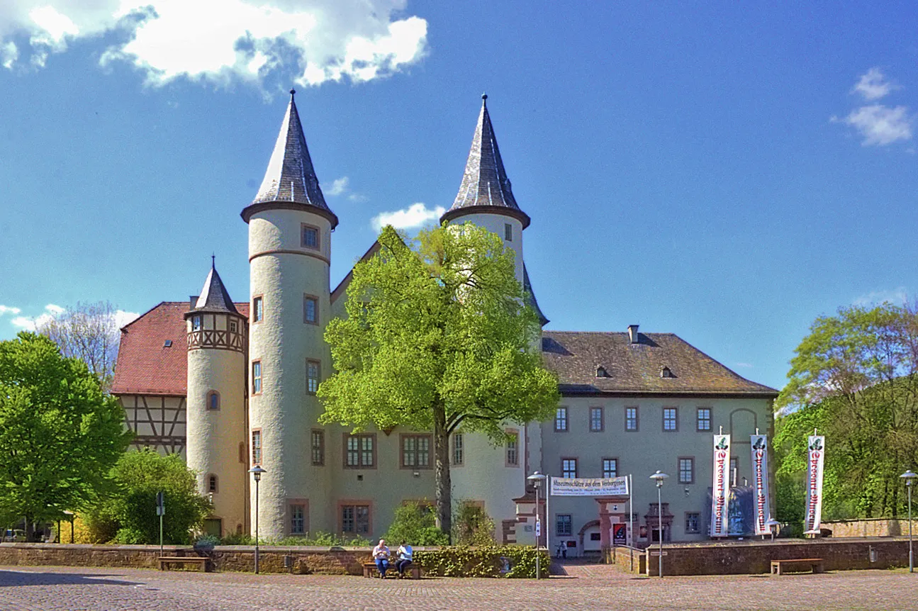 Photo showing: Schloss Lohr am Main, Kurmainzer Schloss, 15.-17. Jh., Spessart-Museum