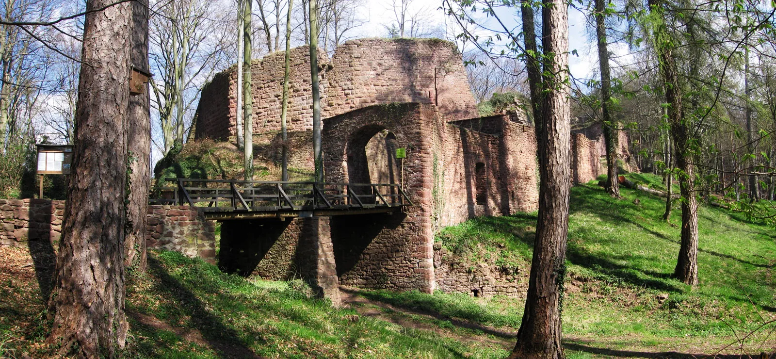 Photo showing: Ansicht der Burgruine Wildenstein