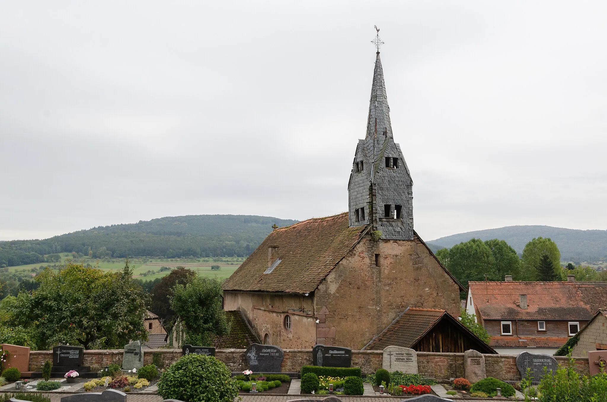 Photo showing: Eschau, Sommerau, Ehem. Katholische Pfarrkirche St. Laurentius
