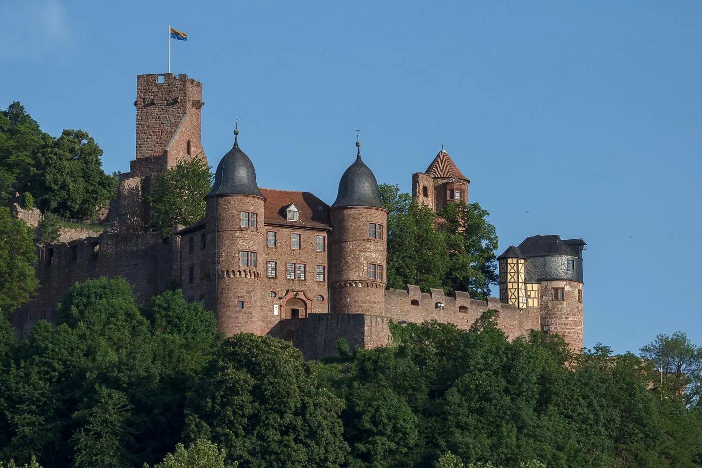 Photo showing: Die Burg Wertheim