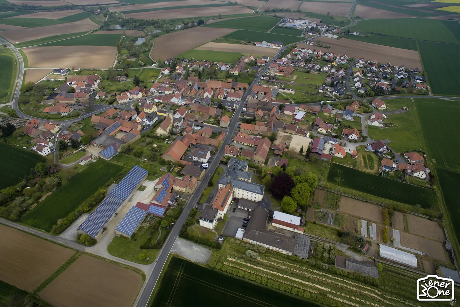 Photo showing: Luftbild von Lülsfeld aus westlicher Richtung