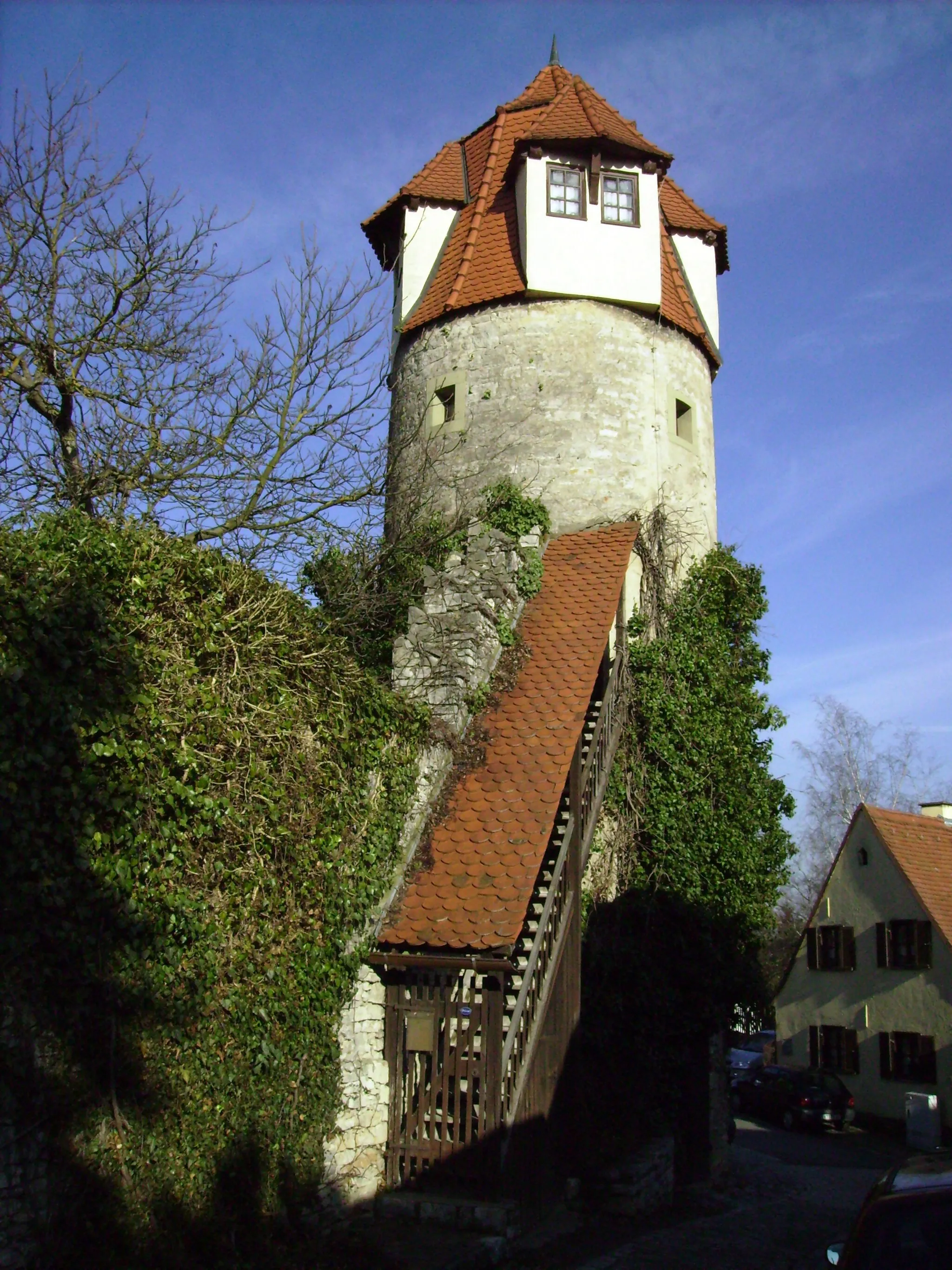 Photo showing: Sulzfeld: ein weiterer Wohnturm