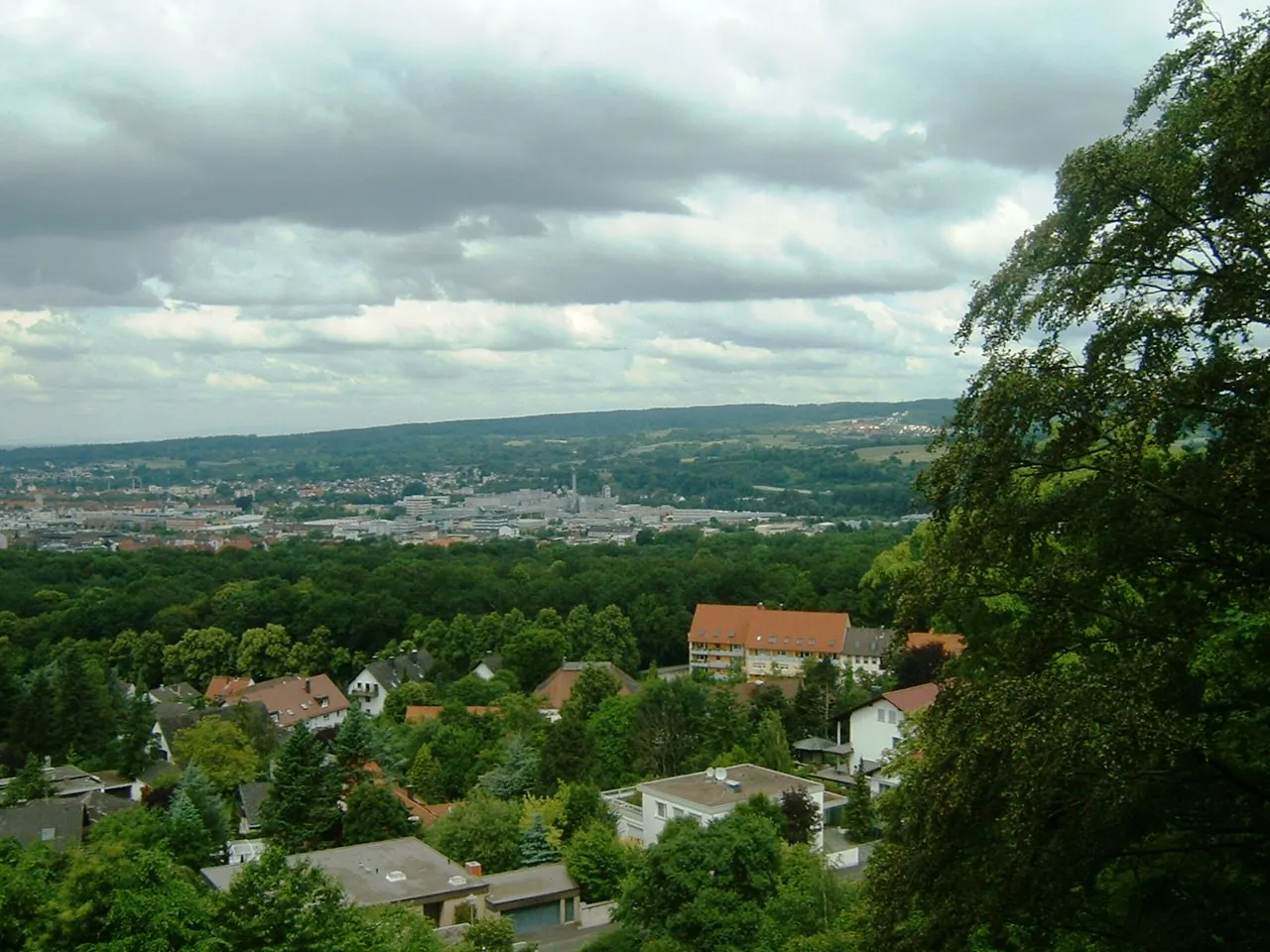 Photo showing: Aschaffenburg vom Godelsberg (Teufelskanzel) aus gesehen