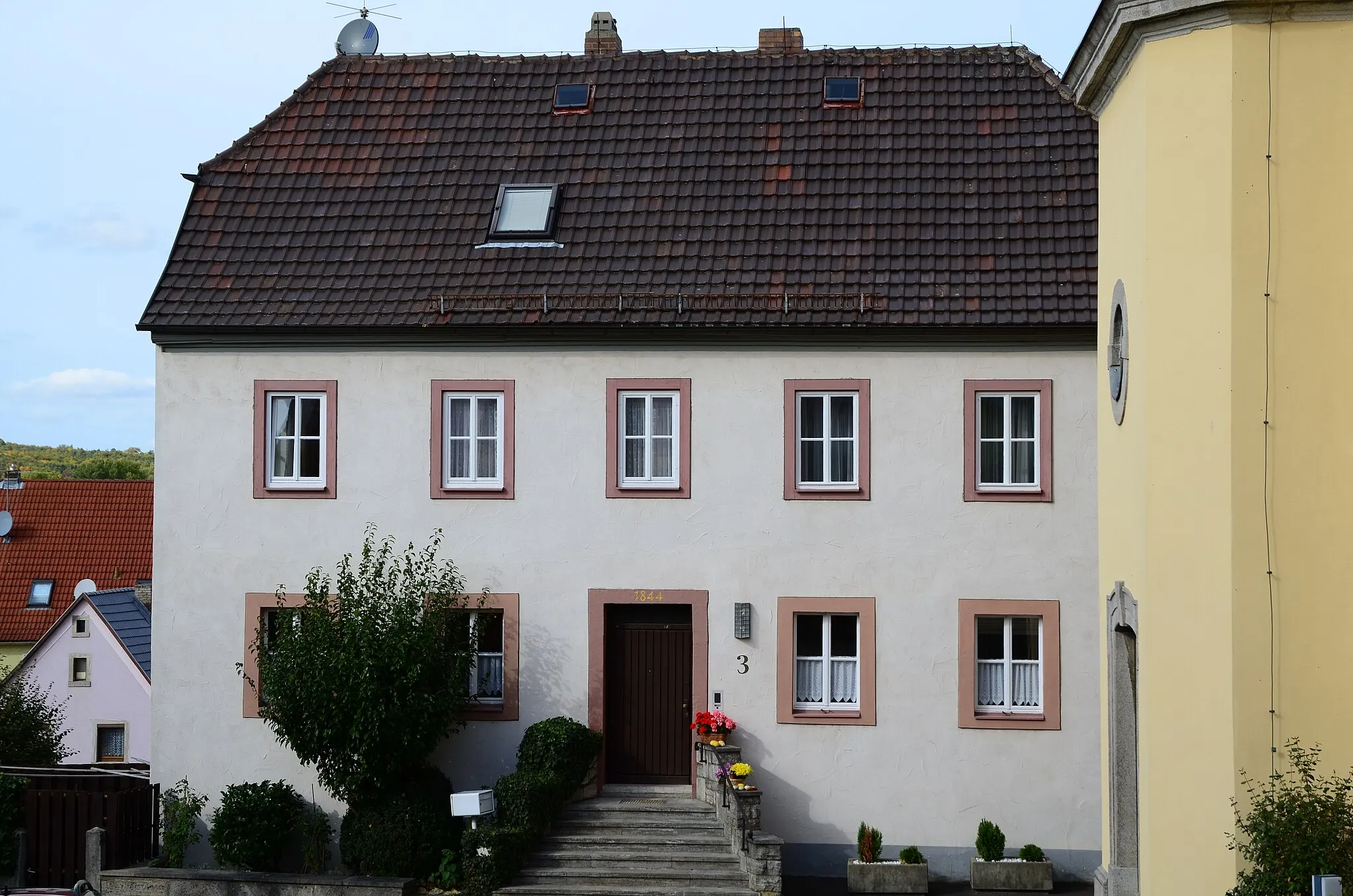 Photo showing: Kleinrinderfeld, Pfarrhaus