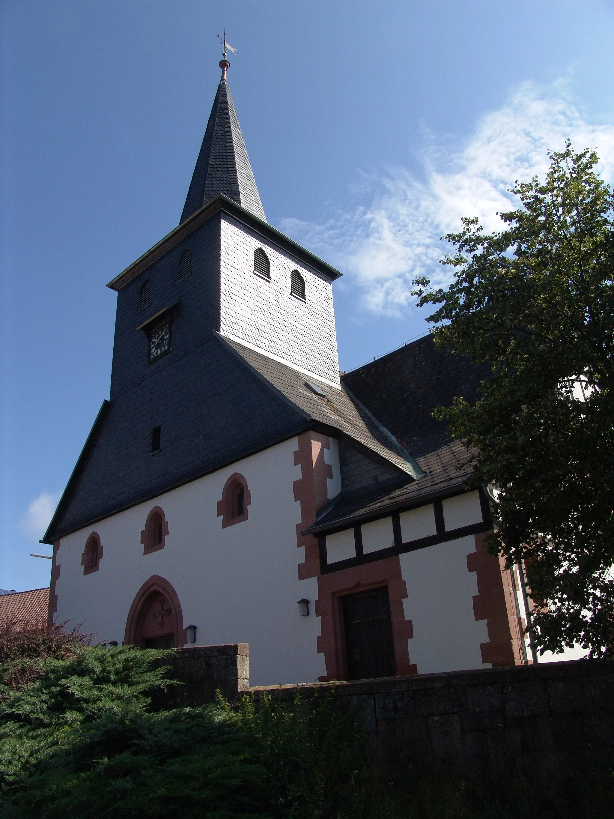 Photo showing: Altengronau Christi-Himmelfahrt-Kirche