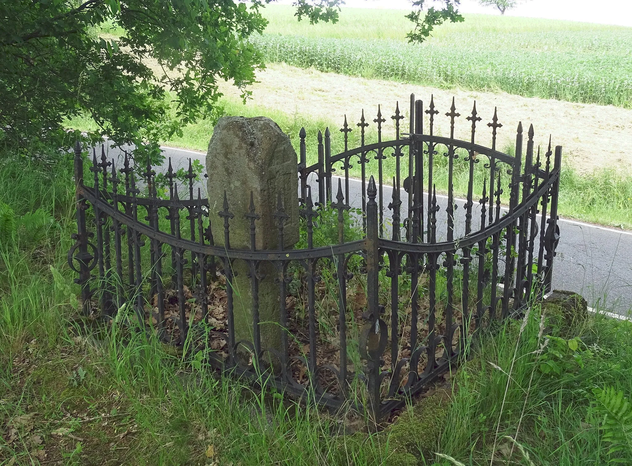 Photo showing: Wayside shrine in Hofstädten on the road Hofstädten–Huckelheim