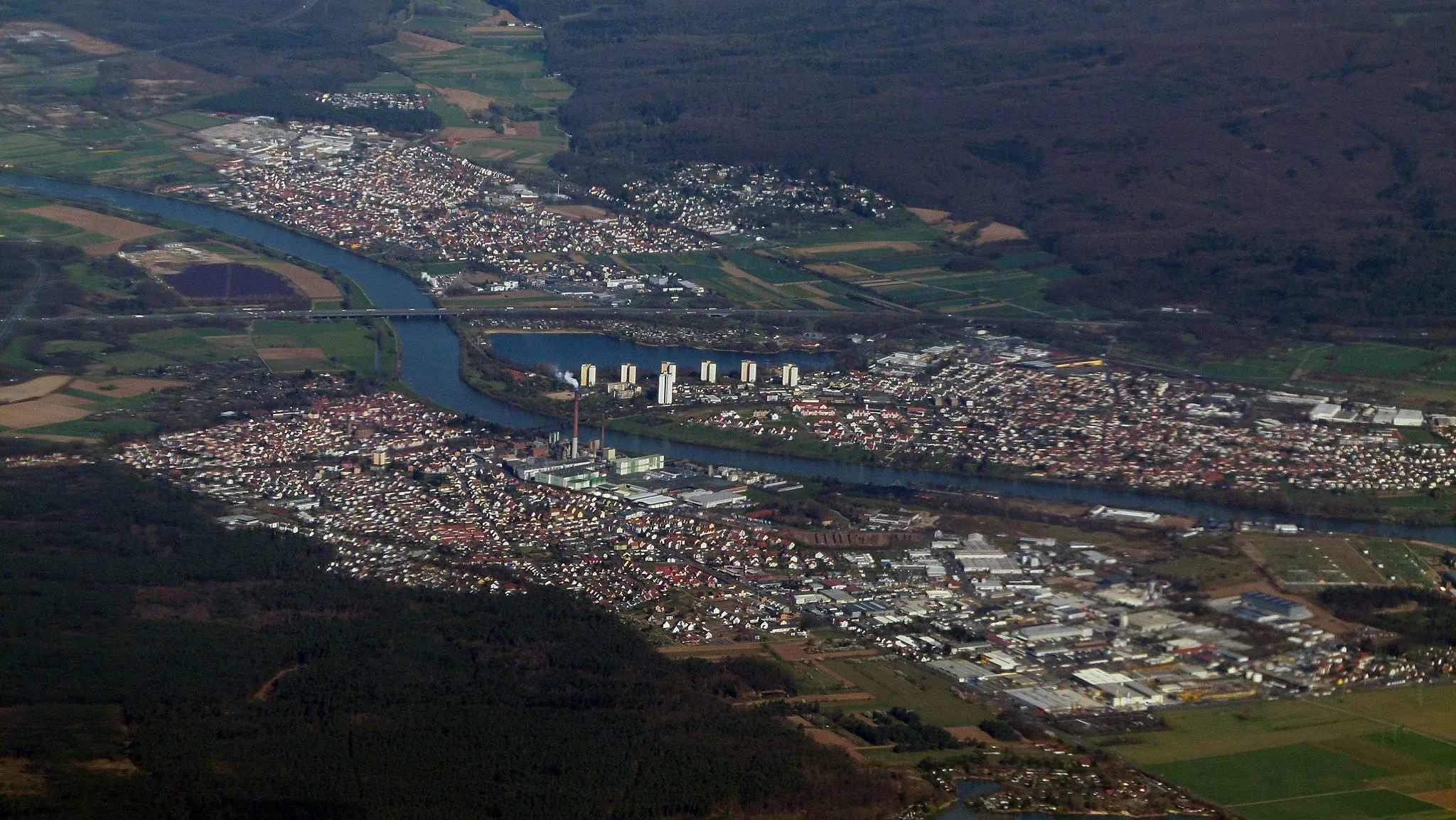 Photo showing: Luftbild von Stockstadt, Mainaschaff und Kleinostheim