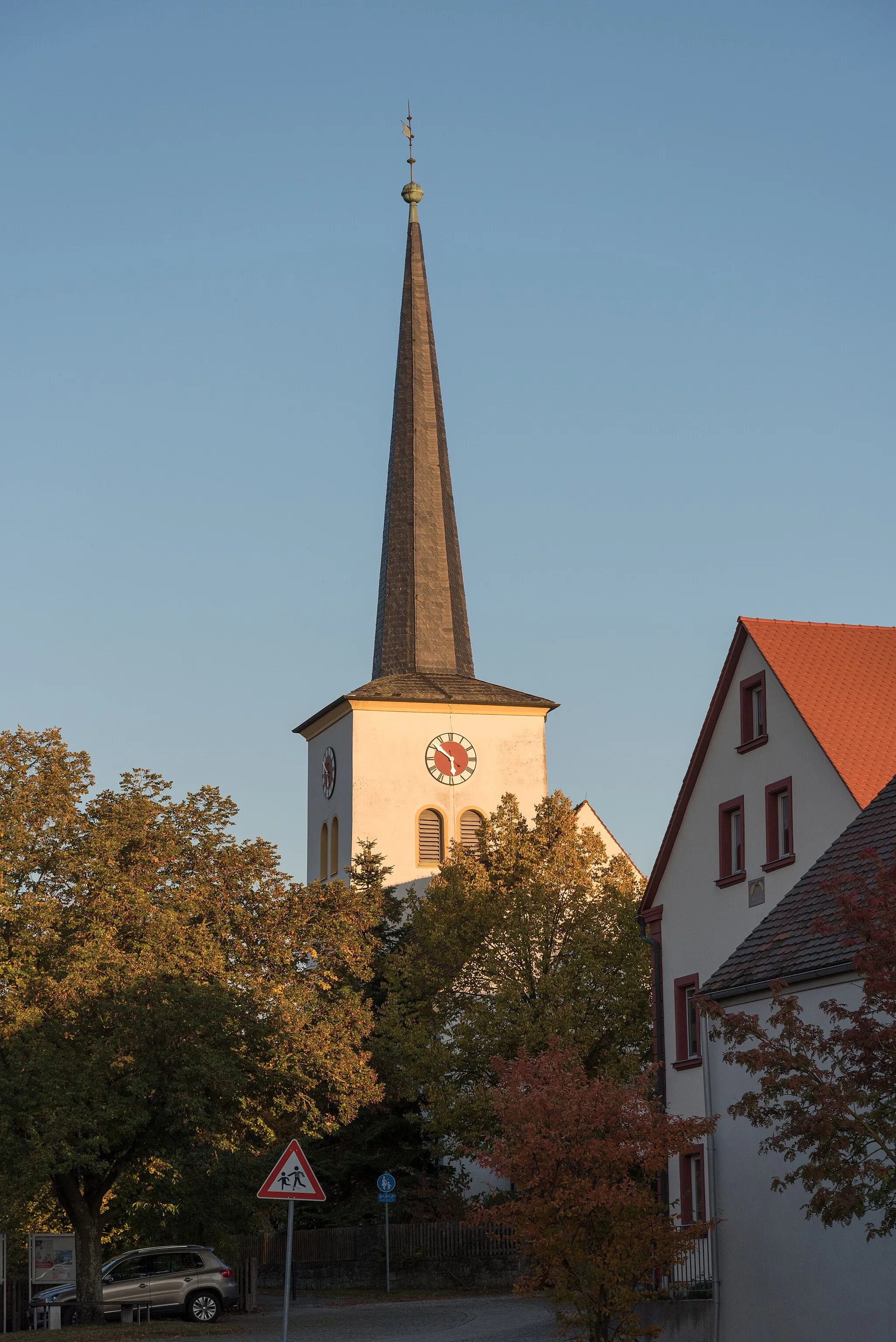 Photo showing: Iphofen, Hellmitzheim, Mönchsondheimer Straße 5, Ev. Kirche