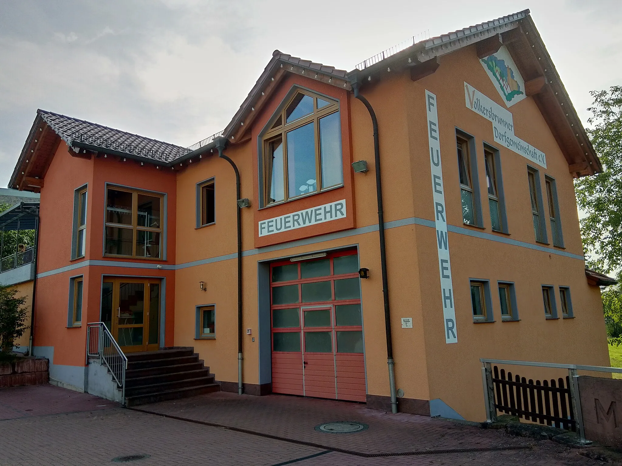 Photo showing: Dorfgemeinschaftshaus Volkersbrunn (gleichzeitig Feuerwehrhaus)