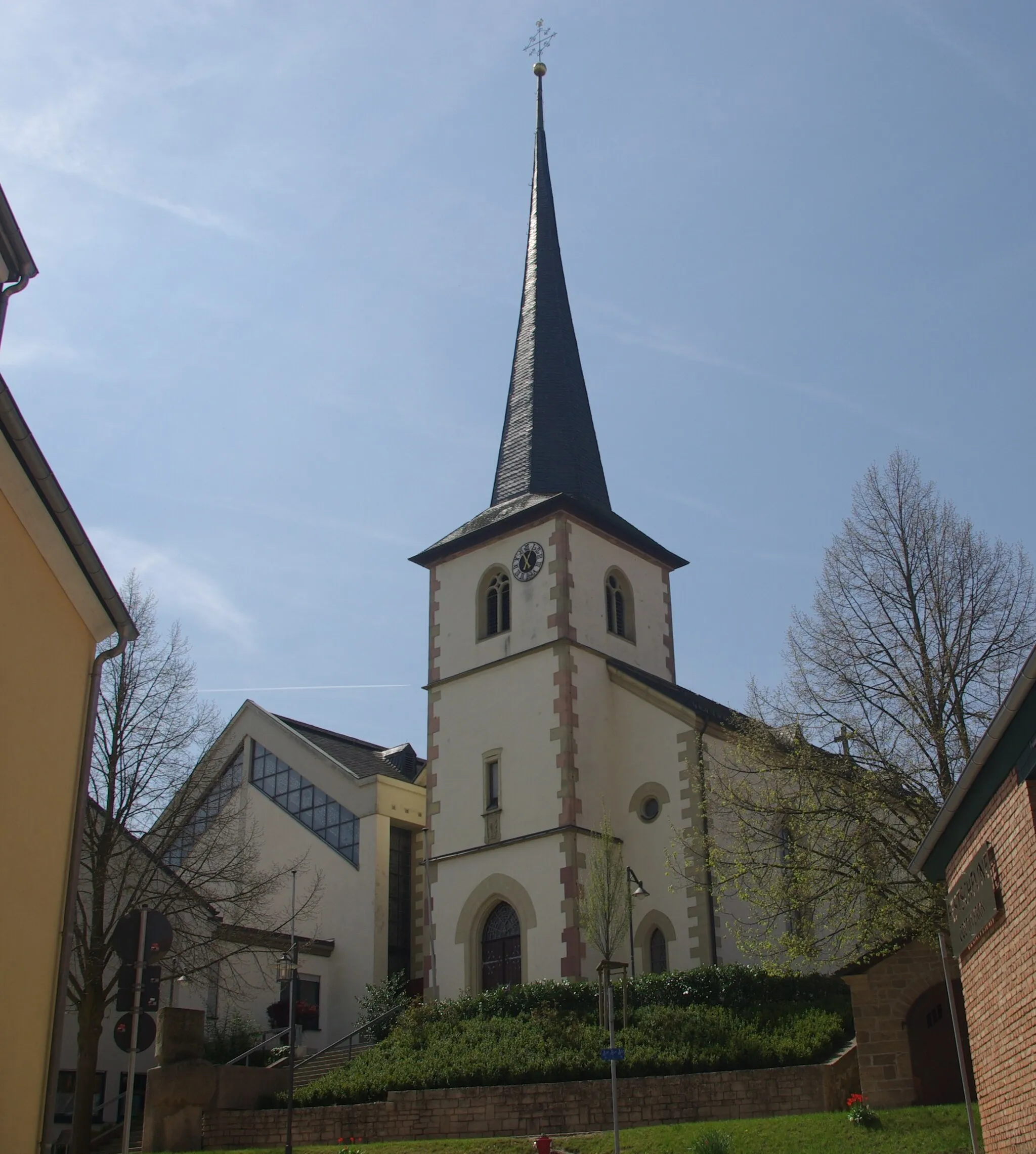 Photo showing: Kirche St. Bartholomäus in Oberwerrn
