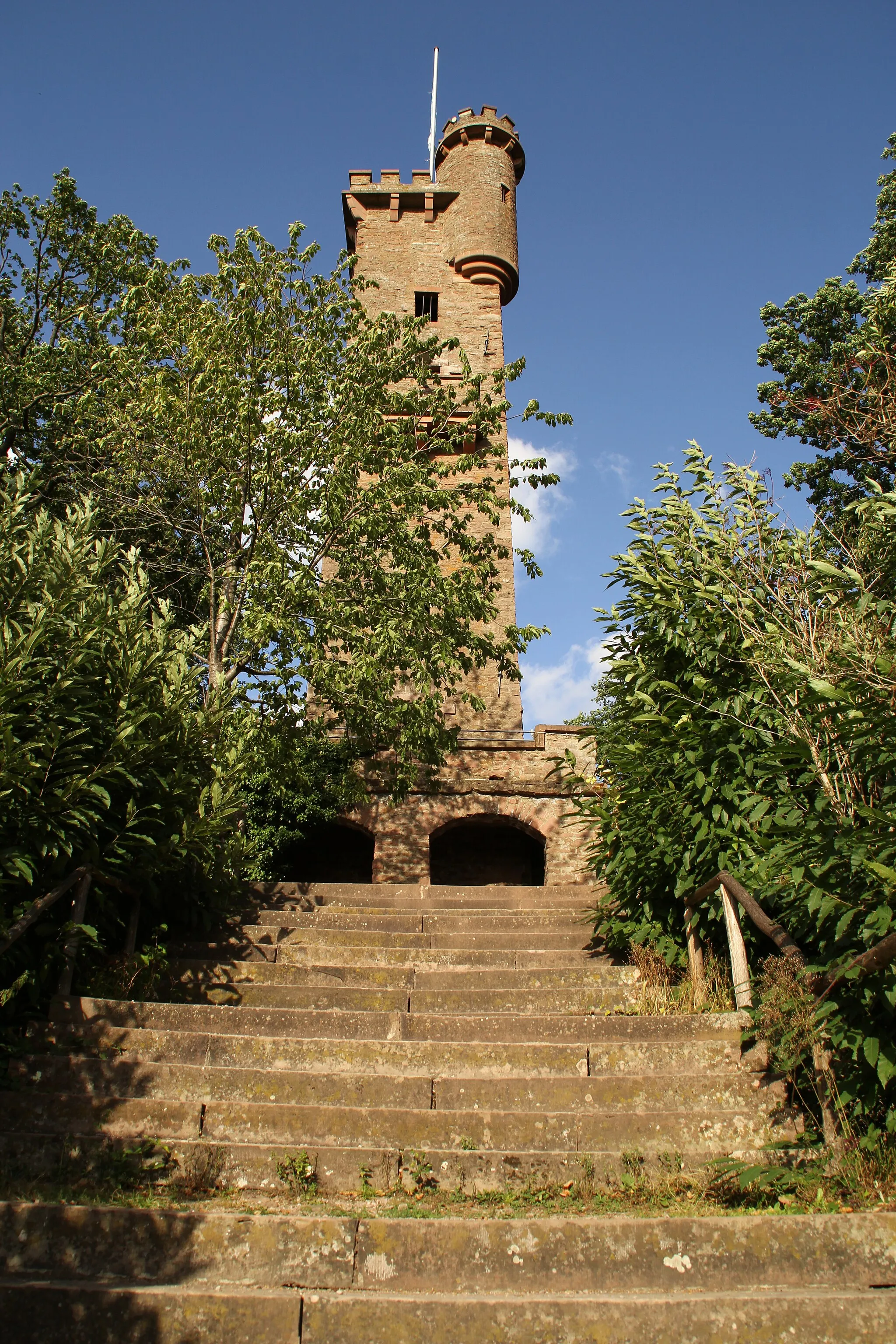 Photo showing: Der Aussichtsturm an der alten Schanze bei Klingenberg am Main