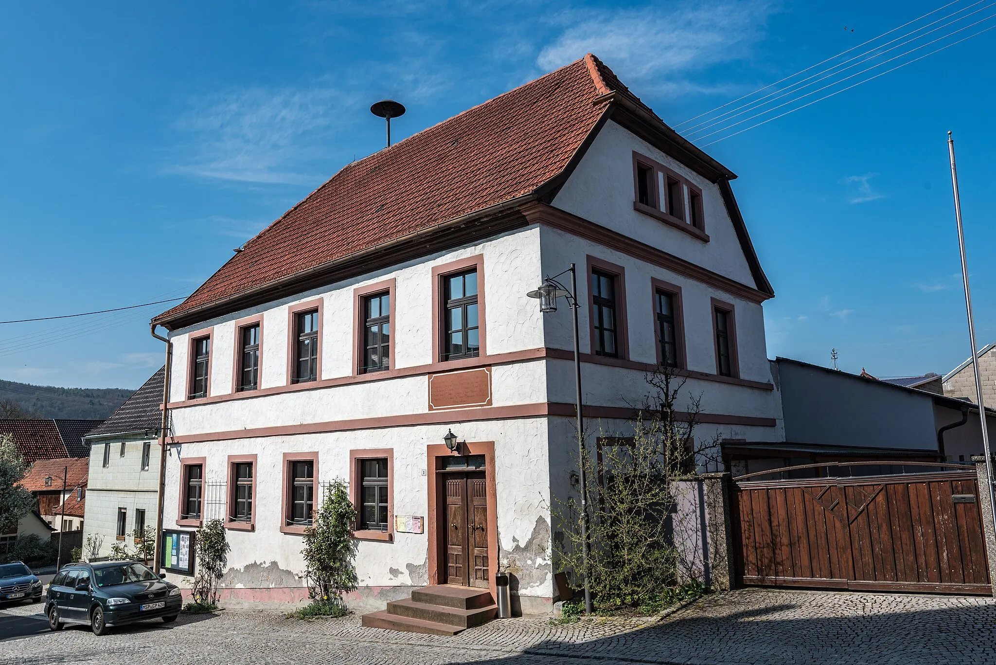 Photo showing: Arnstein, Müdesheim, Am Kirchgarten 1