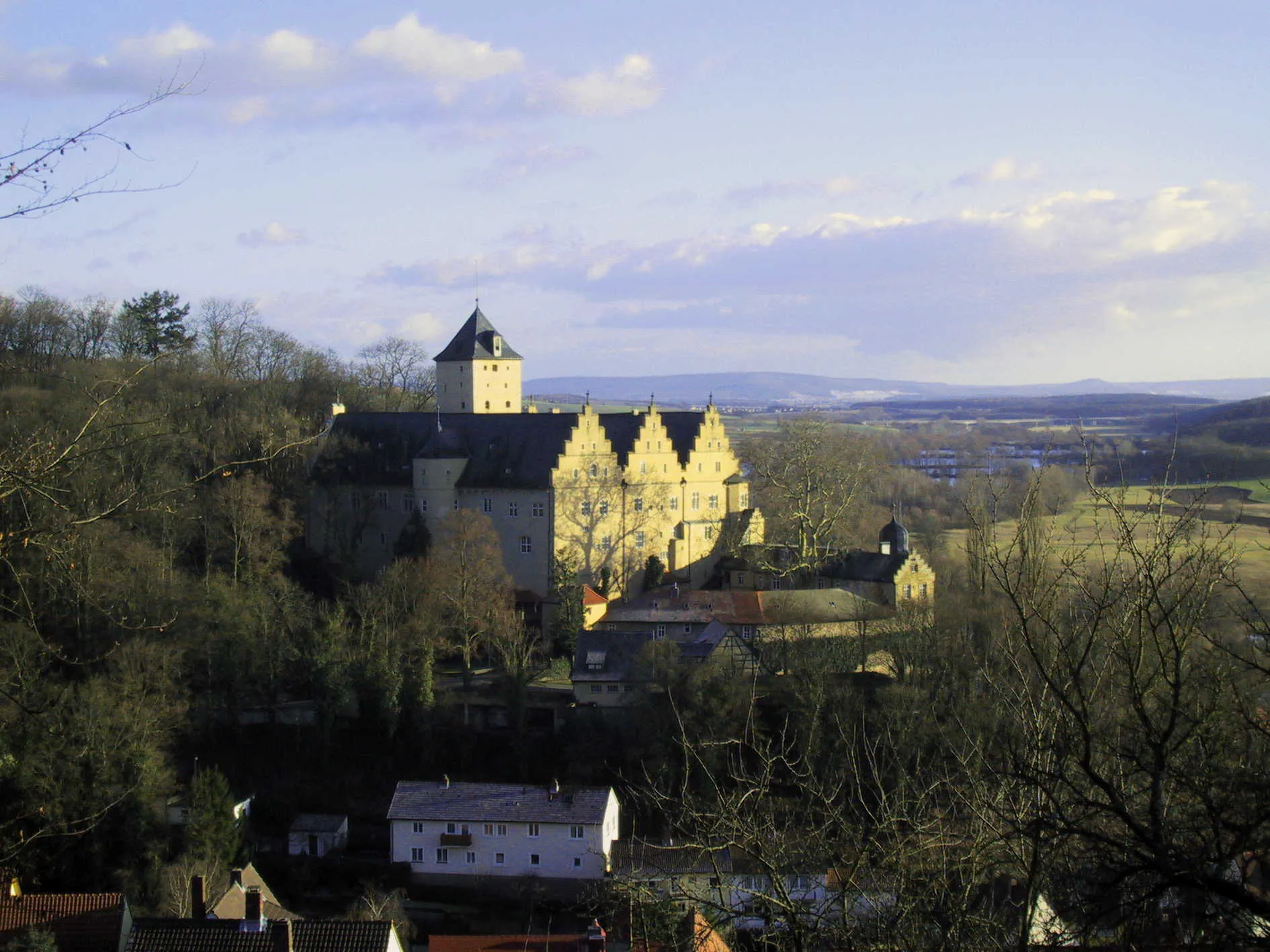 Photo showing: Schloß Mainberg bei Schonungen am Main im Frühjahr 2005