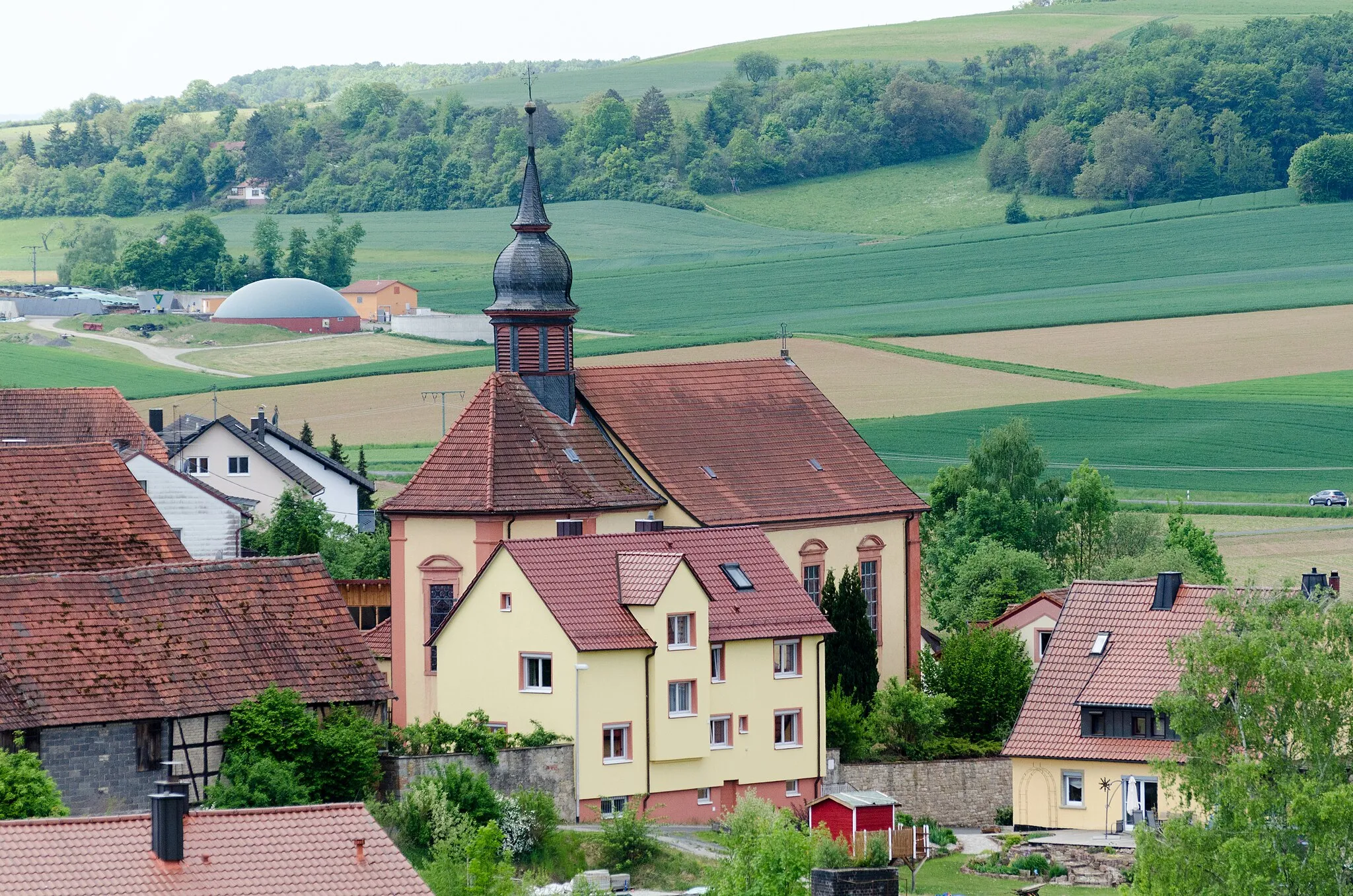 Photo showing: Karsbach, Höllrich, Bonnländer Straße 35, Ev. Pfarrkirche