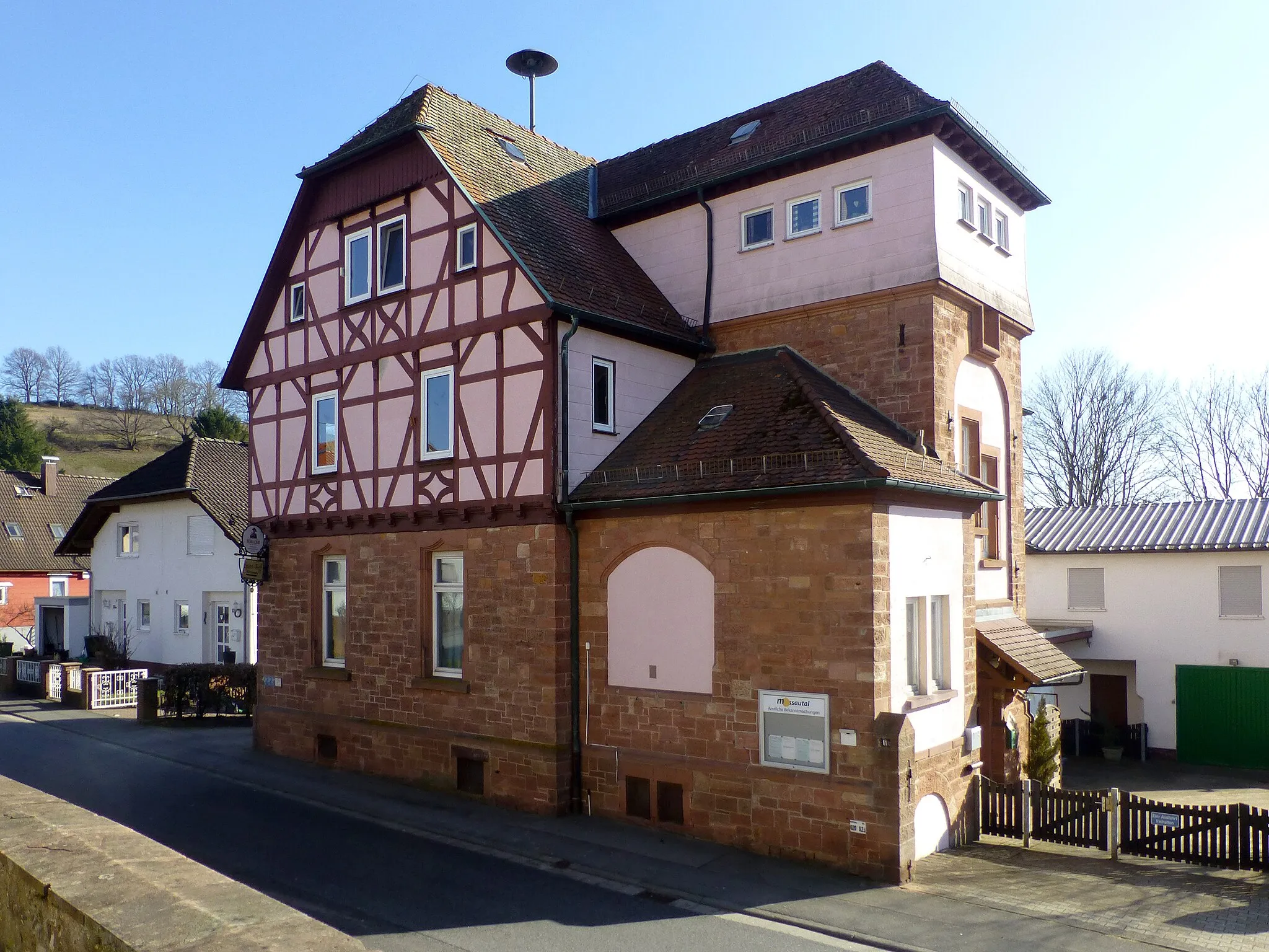 Photo showing: This is a picture of the Hessian Kulturdenkmal (cultural monument) with the ID