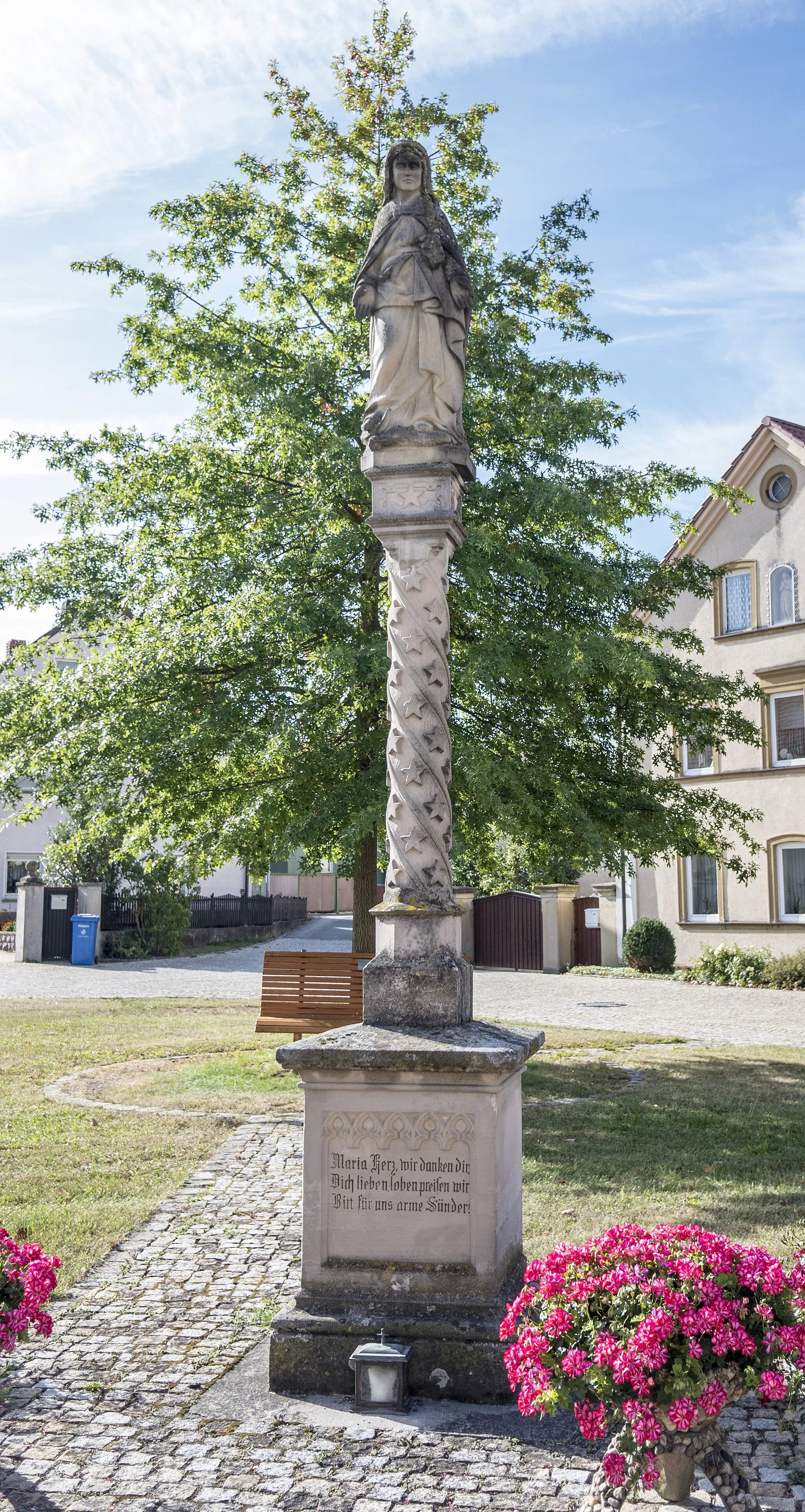 Photo showing: Mariensäule in Dampfach