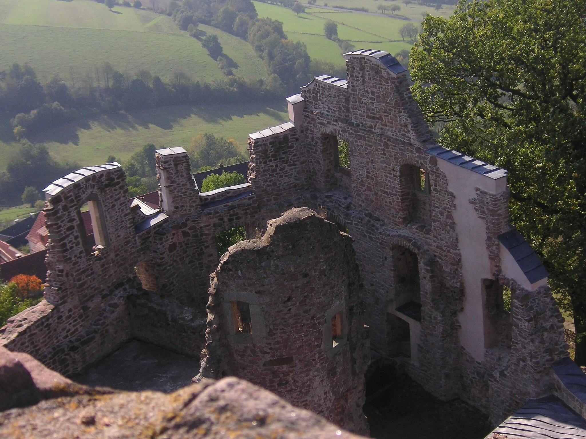 Photo showing: Burg Schwarzenfels Oktober 2005 - Blick vom Turm