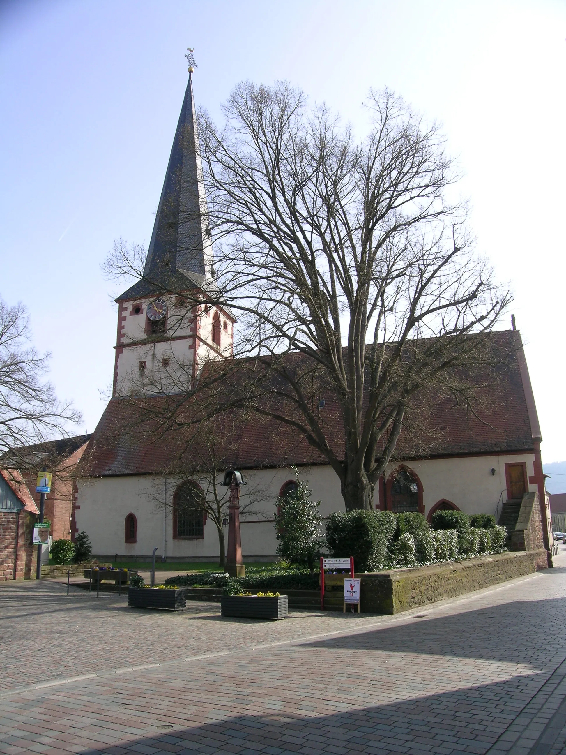 Photo showing: Alte Pfarrkirche in Bürgstadt