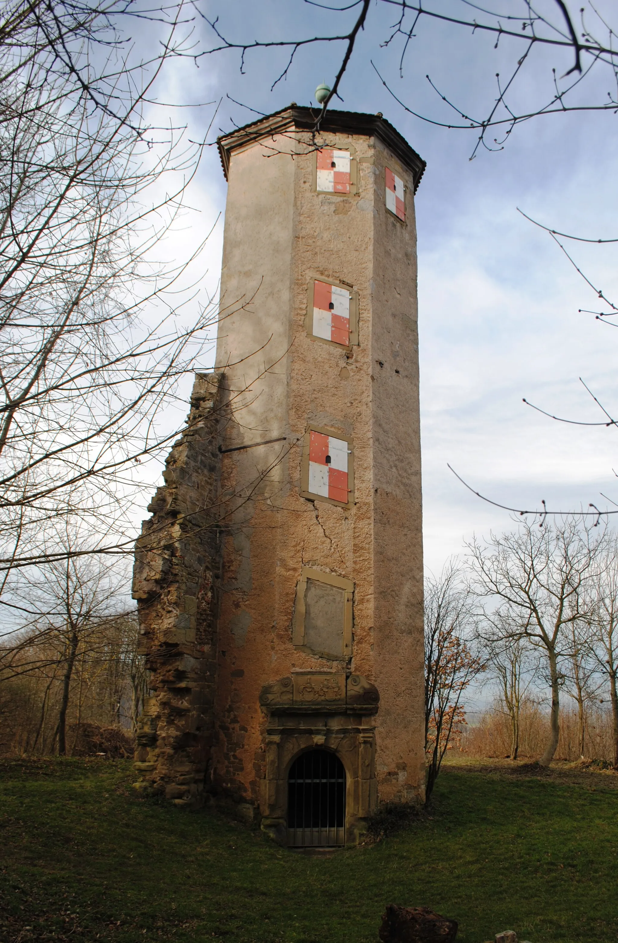 Photo showing: Treppenturm, Burgstall Oberschloss, Castell
