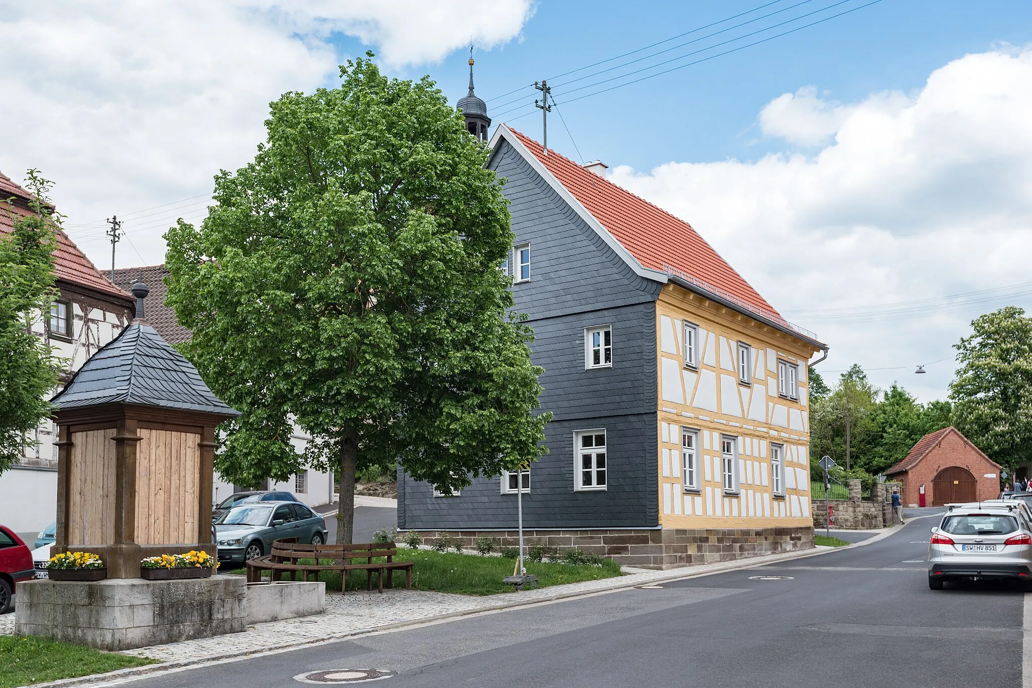 Photo showing: Stadtlauringen, Oberlauringen, Am Plan 1