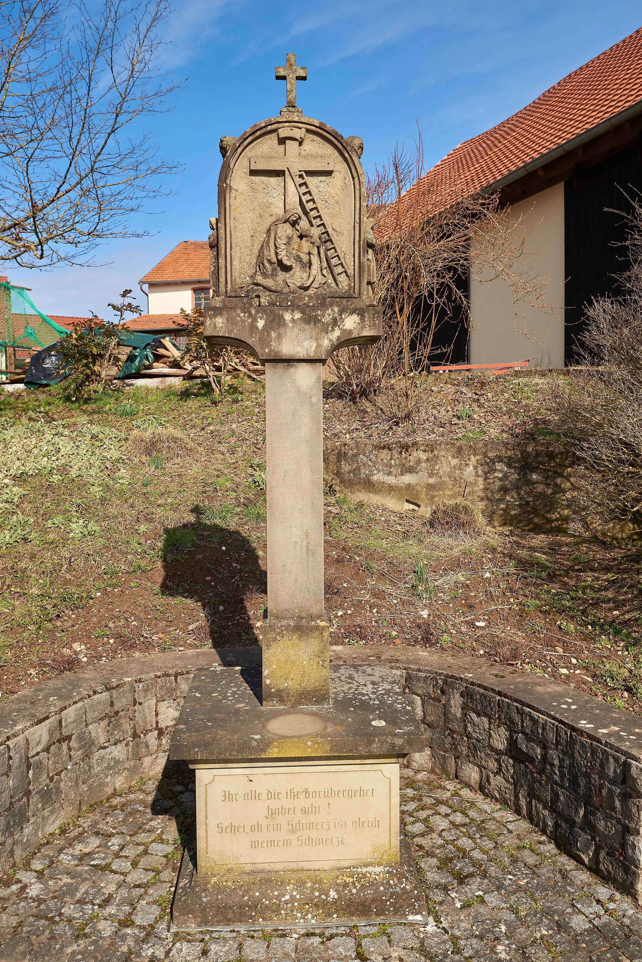 Photo showing: Mellrichstadt: Frickenhausen, Bildstock D-6-73-142-113