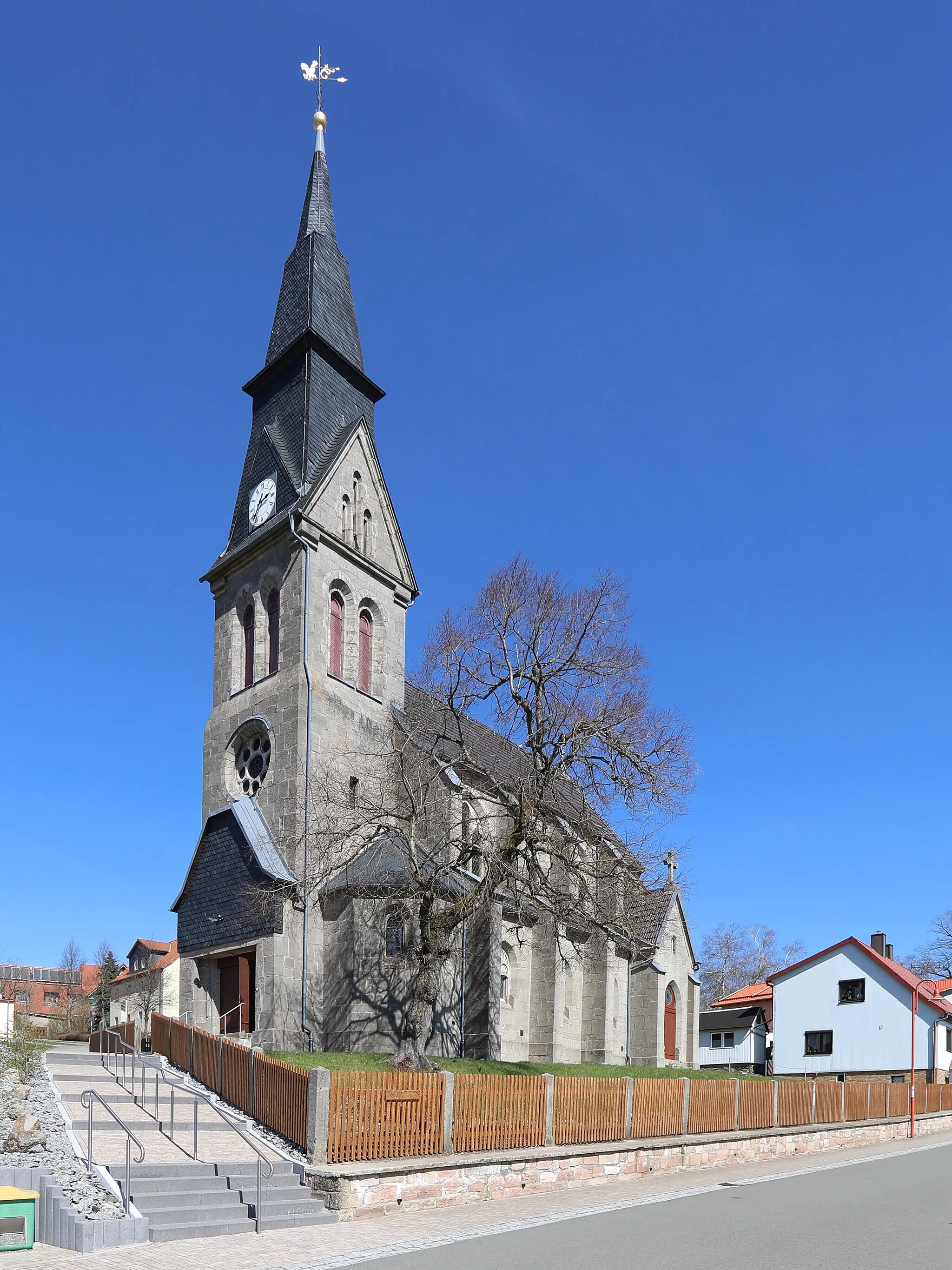 Photo showing: evangelisch-lutherische Kirche St. Peter und Paul in Frankenheim