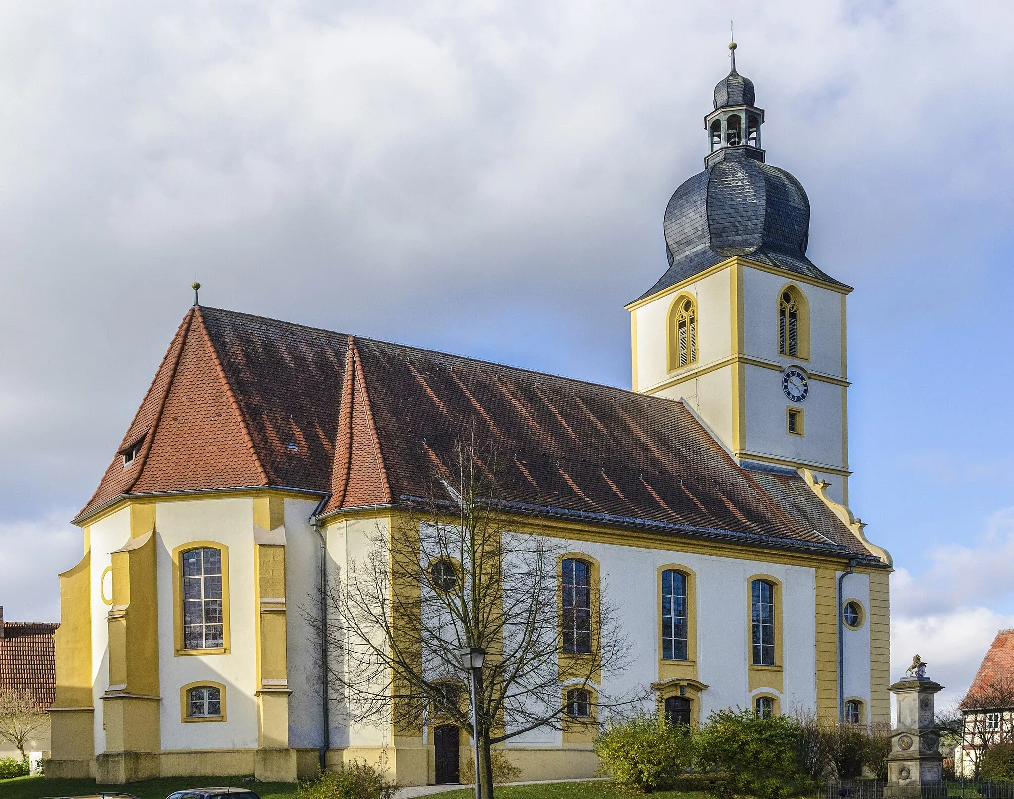 Photo showing: Rentweinsdorf, Dreieinigkeitskirche