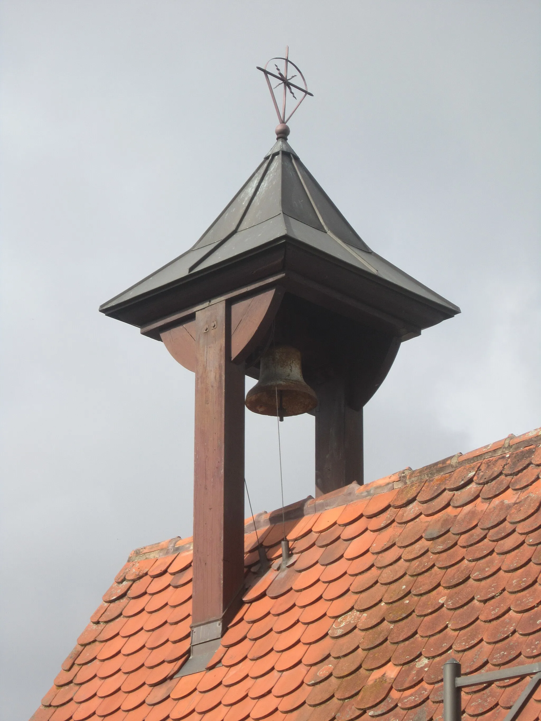 Photo showing: Bell of the "Glöckle" Chapel in Wollbach, a quarter of the German town of Burkardroth in Lower Franconia (Bavaria).