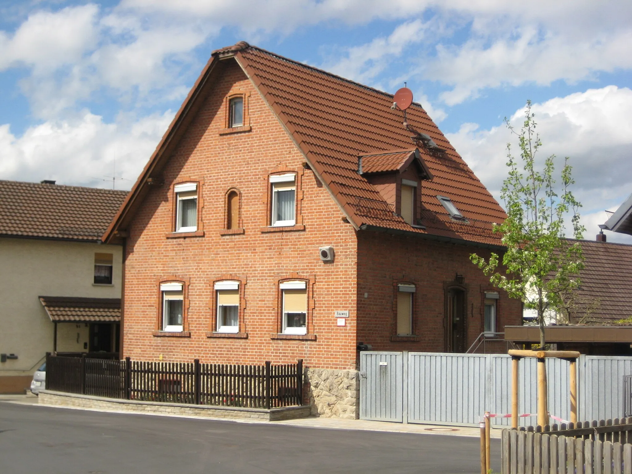 Photo showing: Bauweg 1, Kist, Gebäude mit Ziegelsteinfassade, 19. Jahrhundert