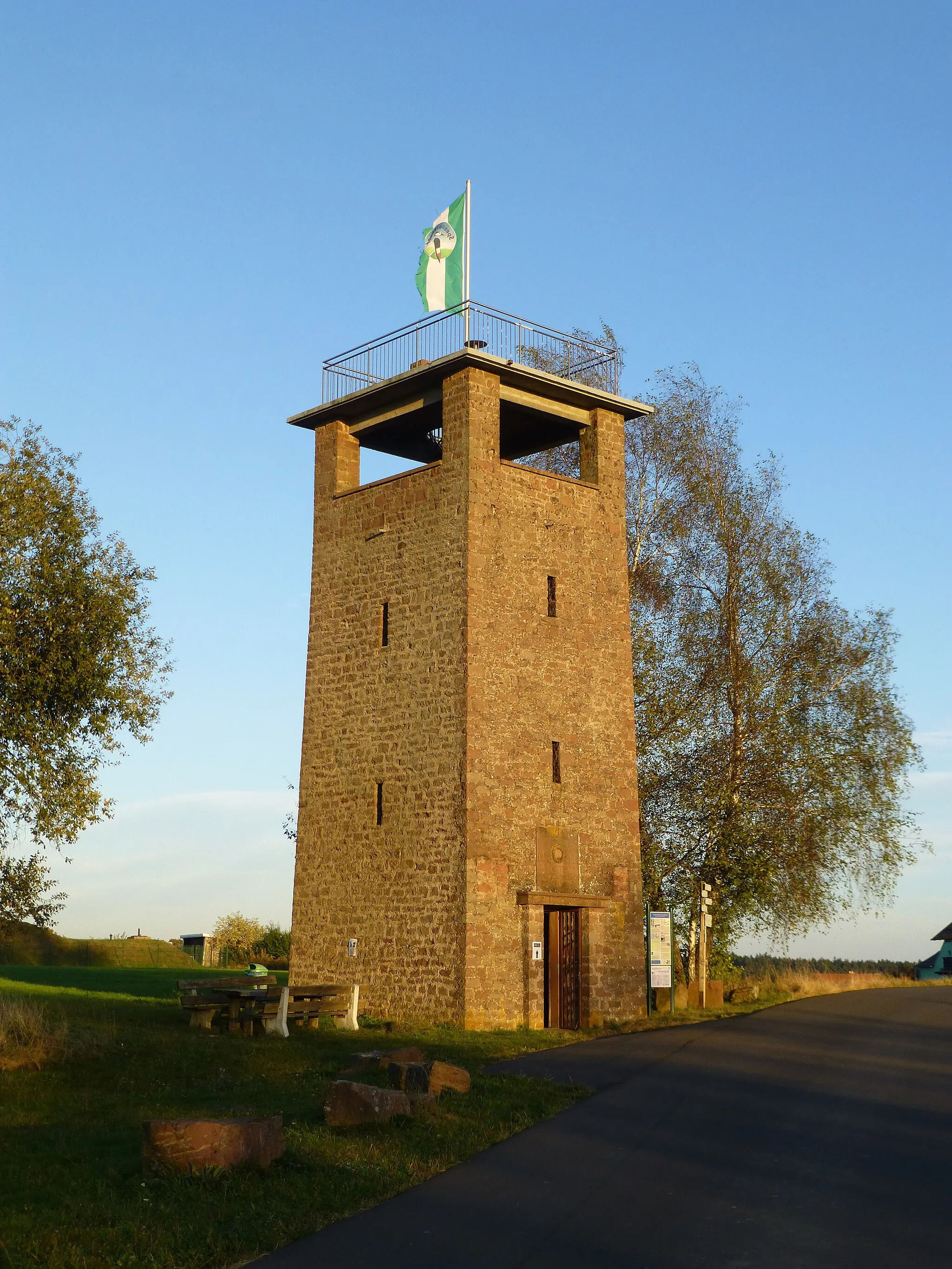 Photo showing: Ludwig-Keller-Turm in der Abendsonne