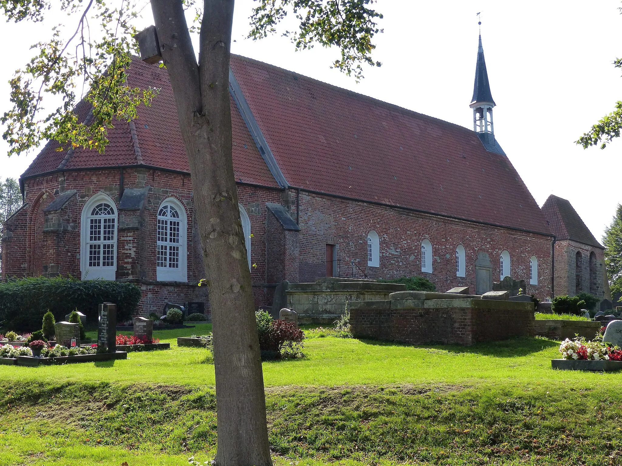 Photo showing: Dorfkirche Golzwarden von Nordosten