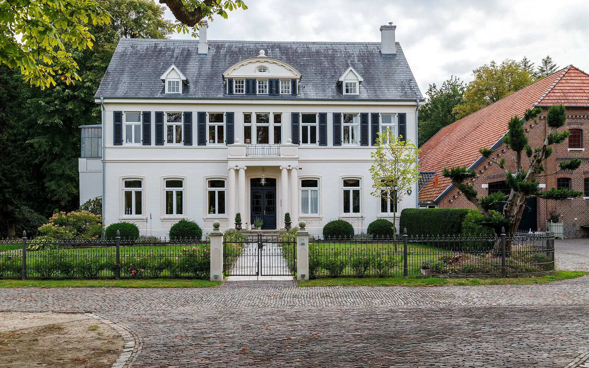 Photo showing: Manor house "Gut Horn" in Wiefelstede, Lower Saxony
