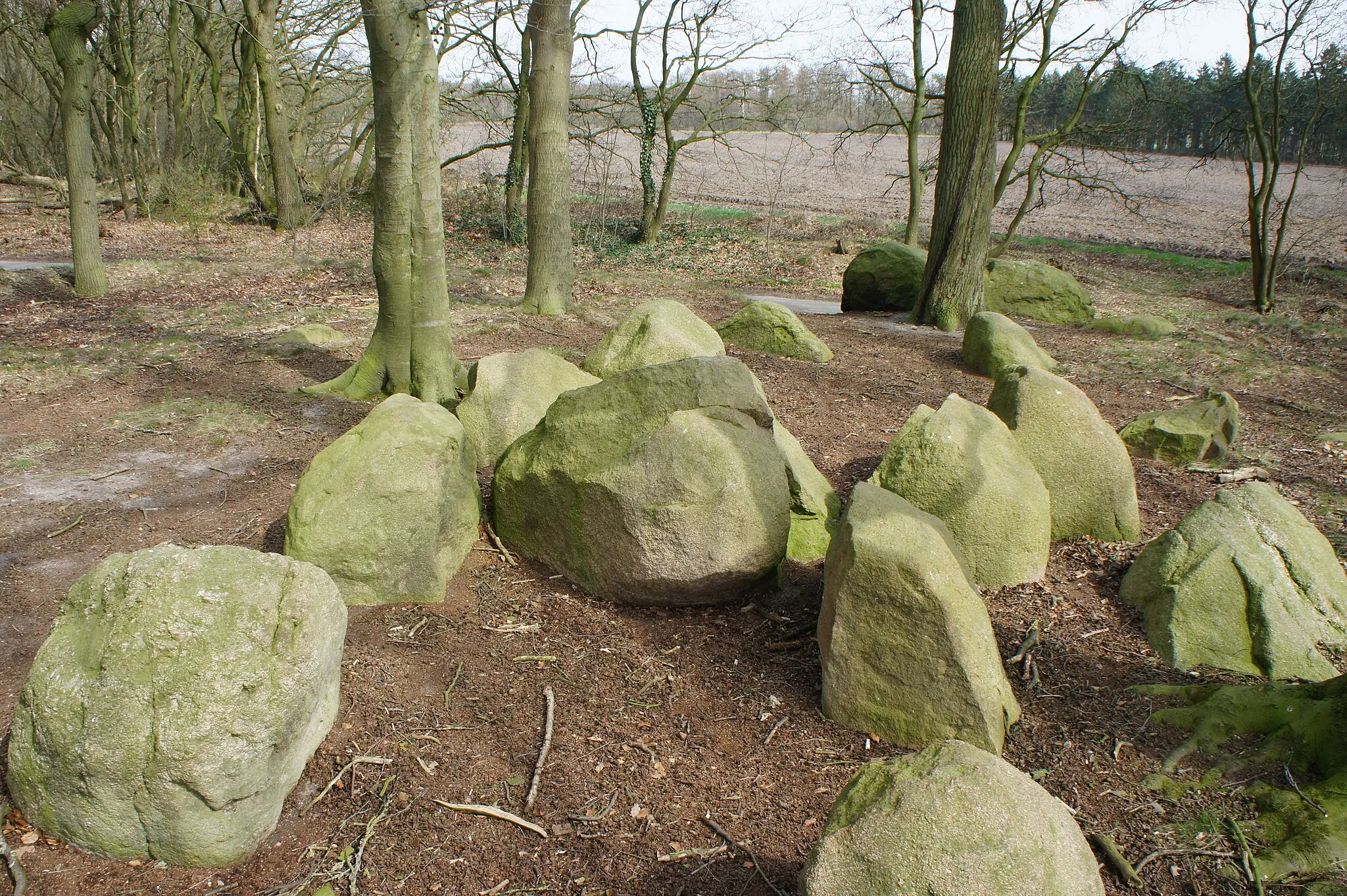 Photo showing: Megalithic Stones I (927) in Steinkimmen