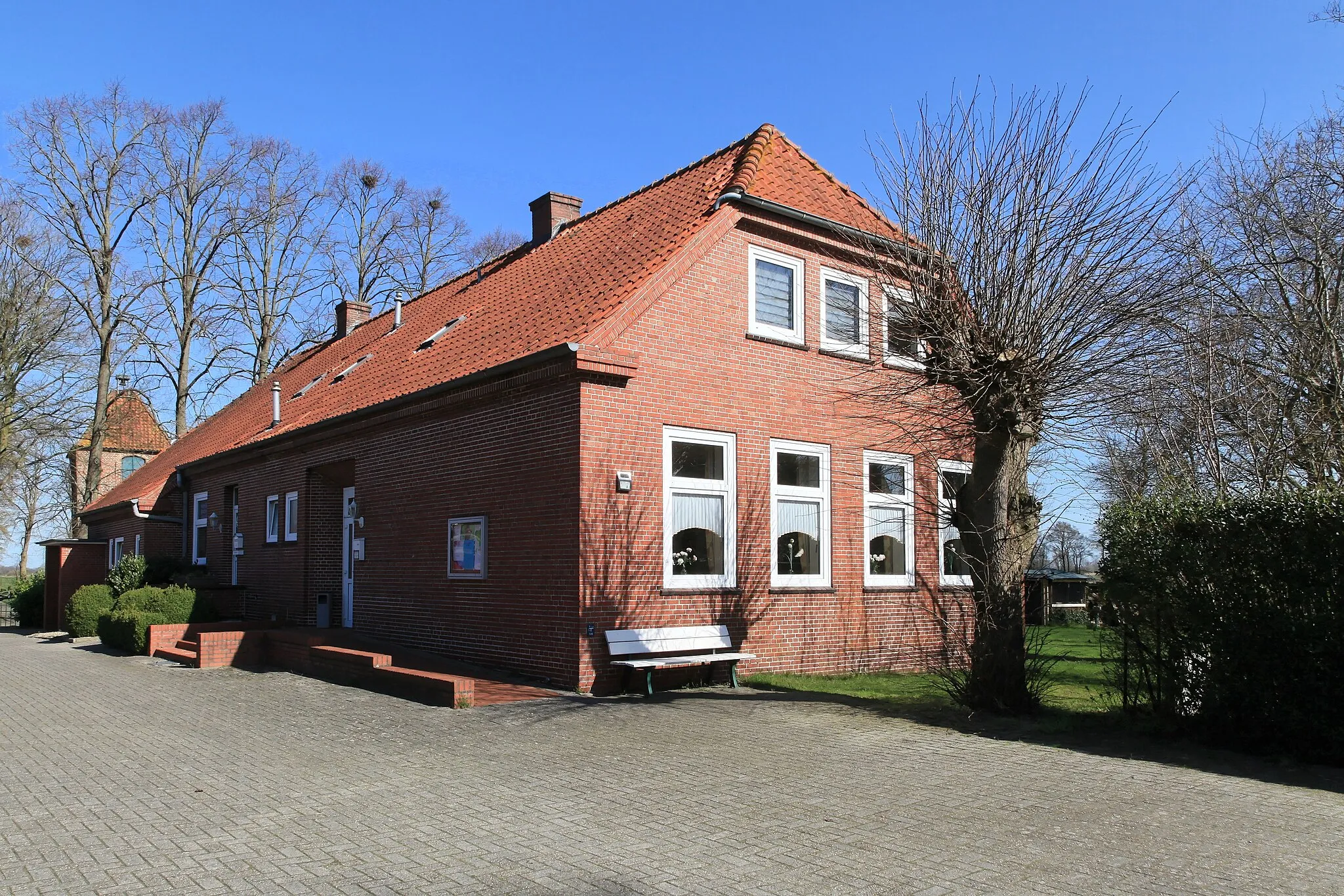 Photo showing: Villdobben mit Pfarrhaus in Vellage, Weener