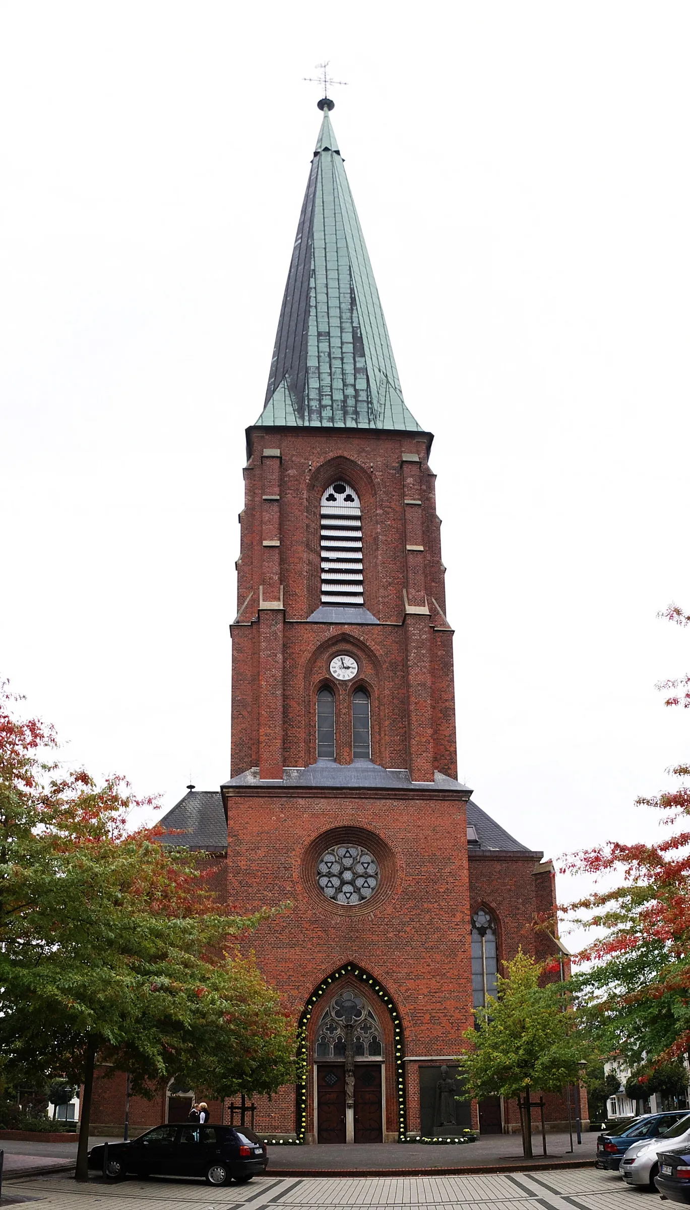 Photo showing: Turm der Kirche St. Catharina in de:Dinklage, de:Niedersachsen