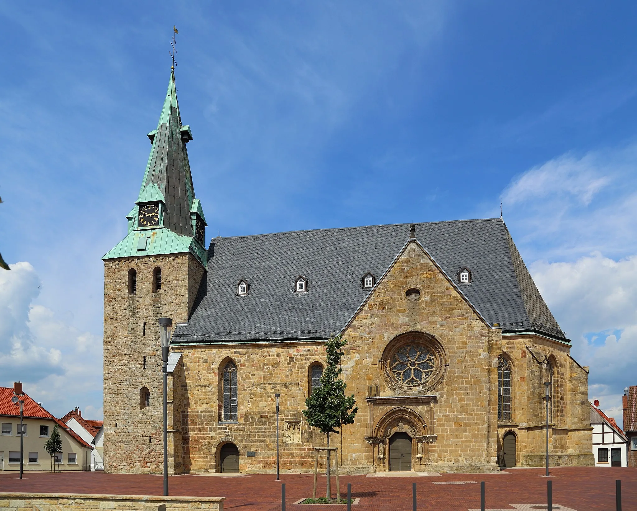 Photo showing: The Protestant City Church (Evangelische Stadtkirche) in Westerkappeln, Kreis Steinfurt, North Rhine-Westphalia, Germany. The church is a listed cultural heritage monument.