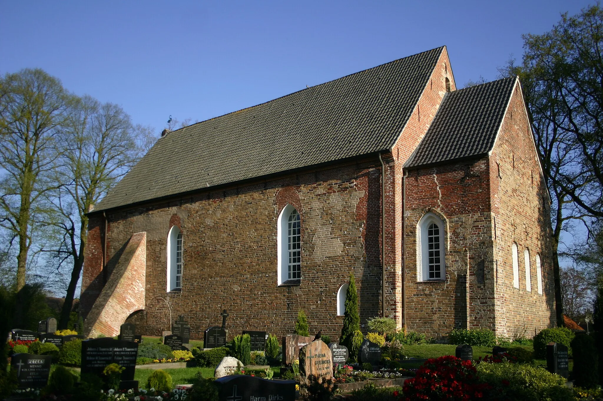 Photo showing: Historic church in Aurich-Oldendorf, community of Großefehn, district of Aurich, East Frisia, Germany