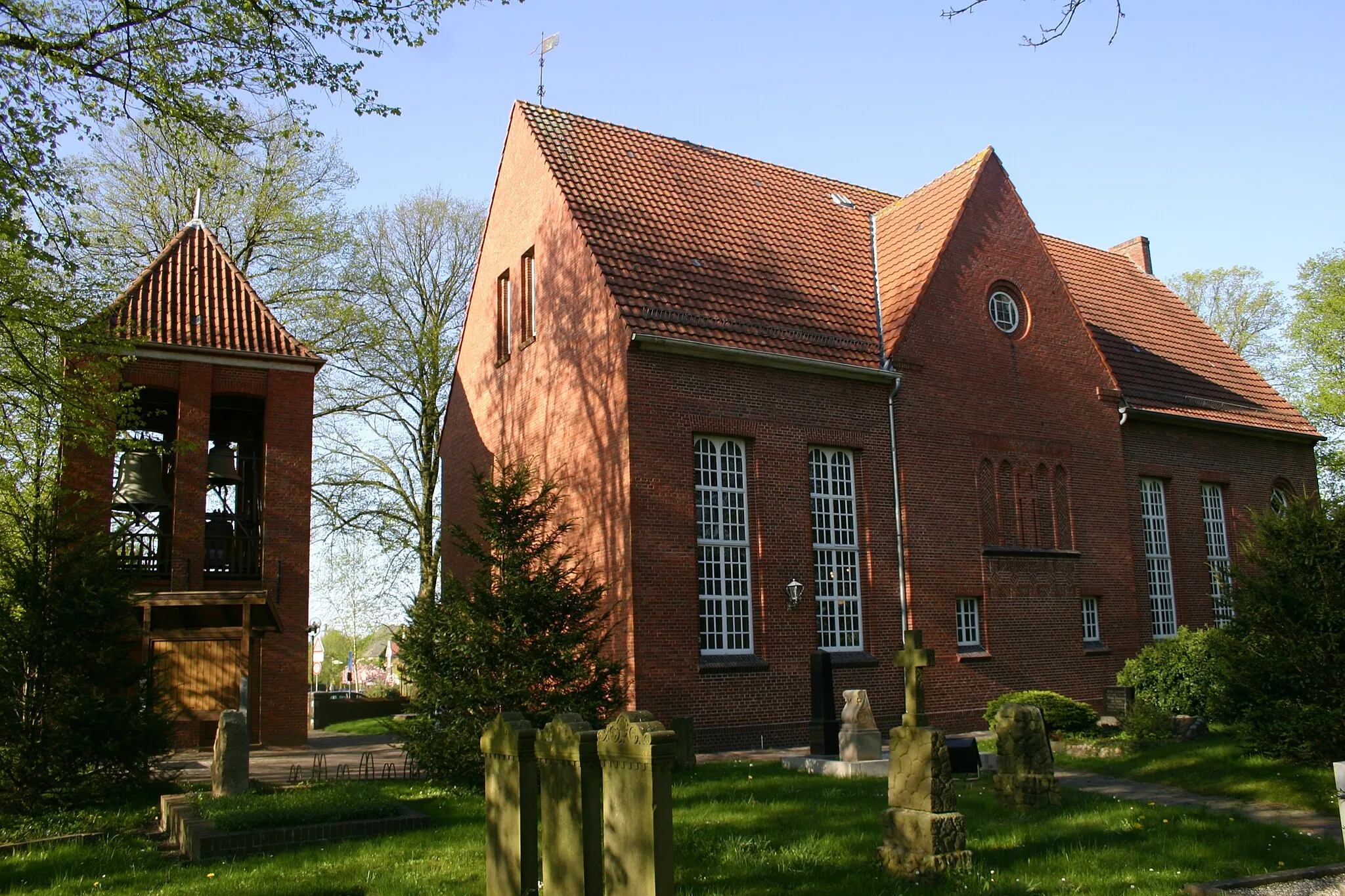 Photo showing: Historic church in Oldersum, district of Leer, East Frisia, Germany