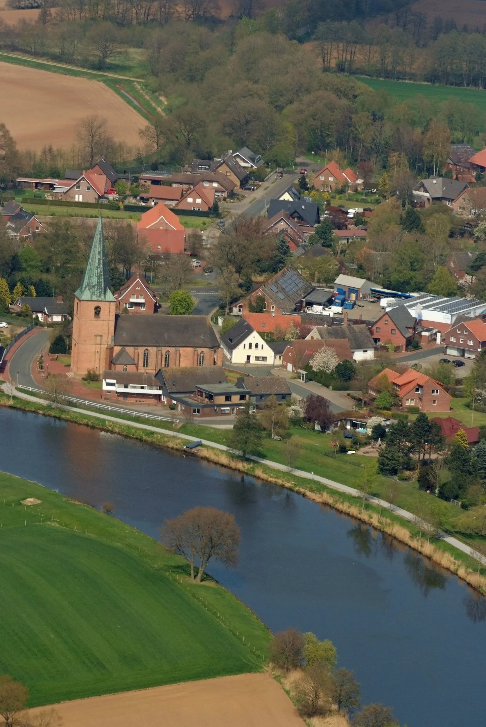 Photo showing: Fotoflug von Nordholz-Spieka nach Oldenburg und Papenburg