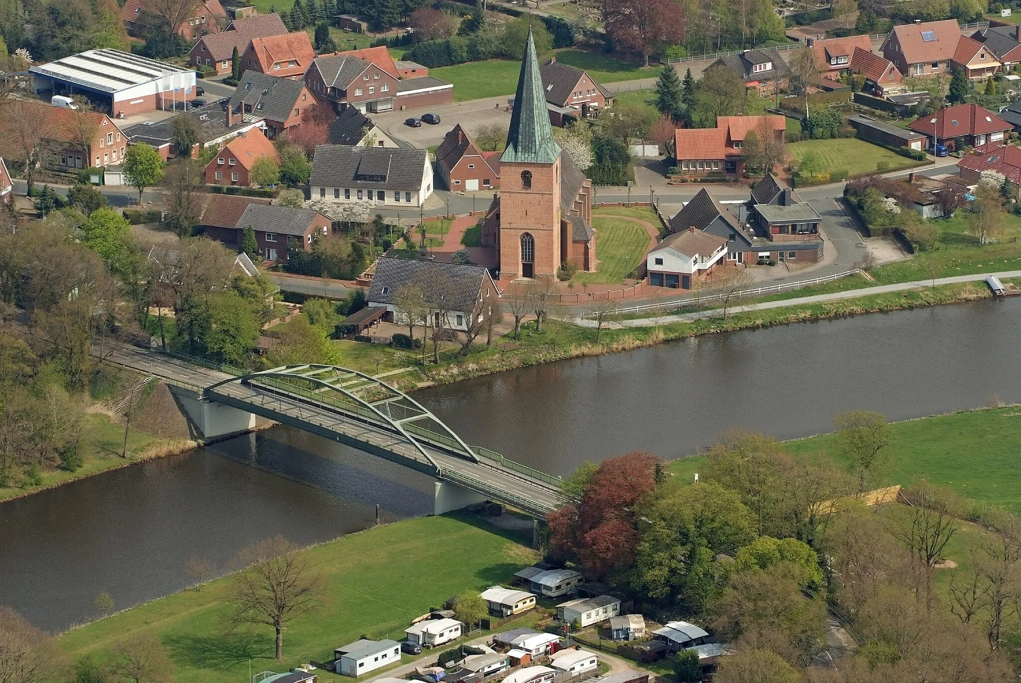 Photo showing: Fotoflug von Nordholz-Spieka nach Oldenburg und Papenburg.
Hier: Blick auf den Ortteil Steinbild der Gemeinde Kluse (Emsland).