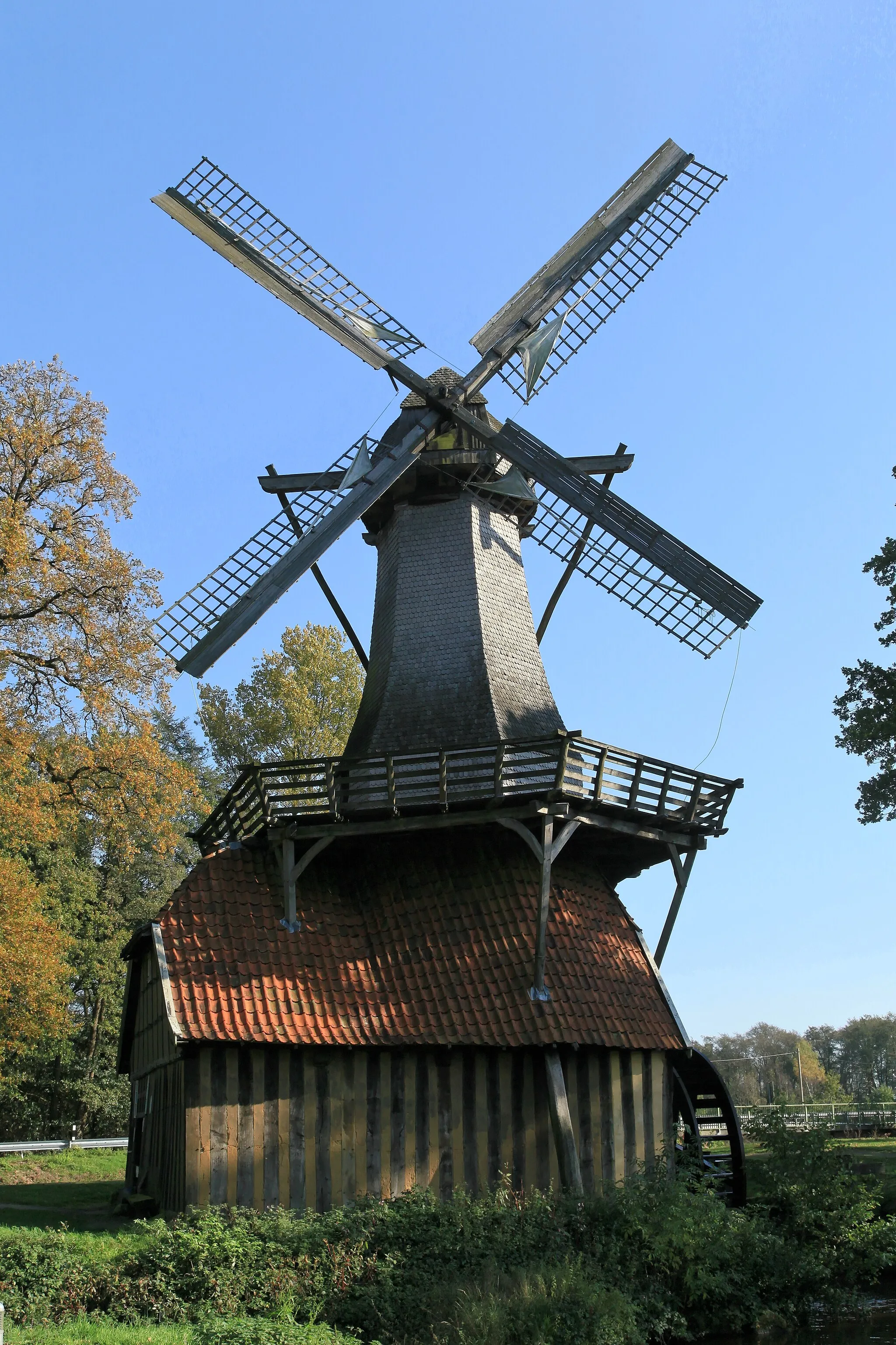 Photo showing: Hüvener Mühle, Straße Hüvener Mühle in Hüven.