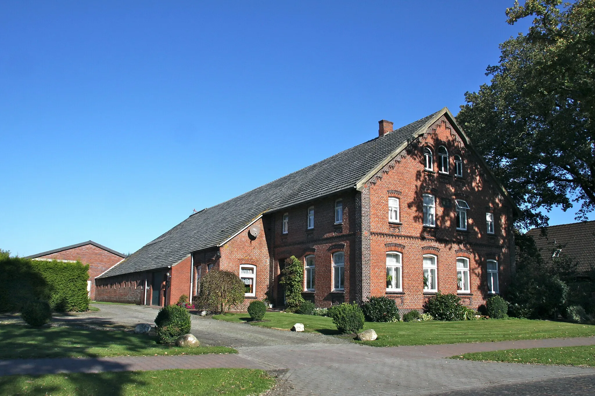 Photo showing: Gulfhof in Engerhafe