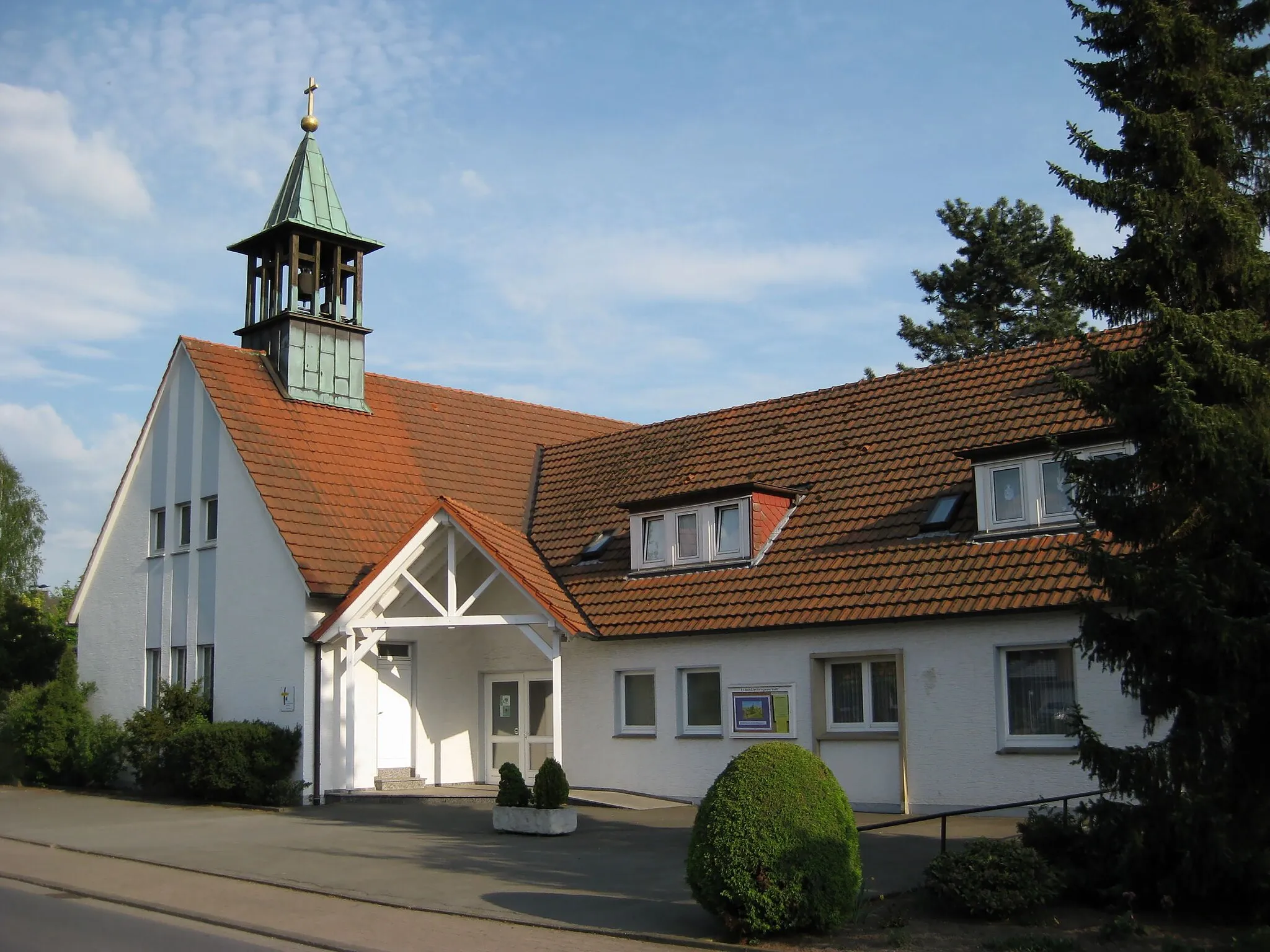Photo showing: lutheran parish church in Versmold-Oesterweg