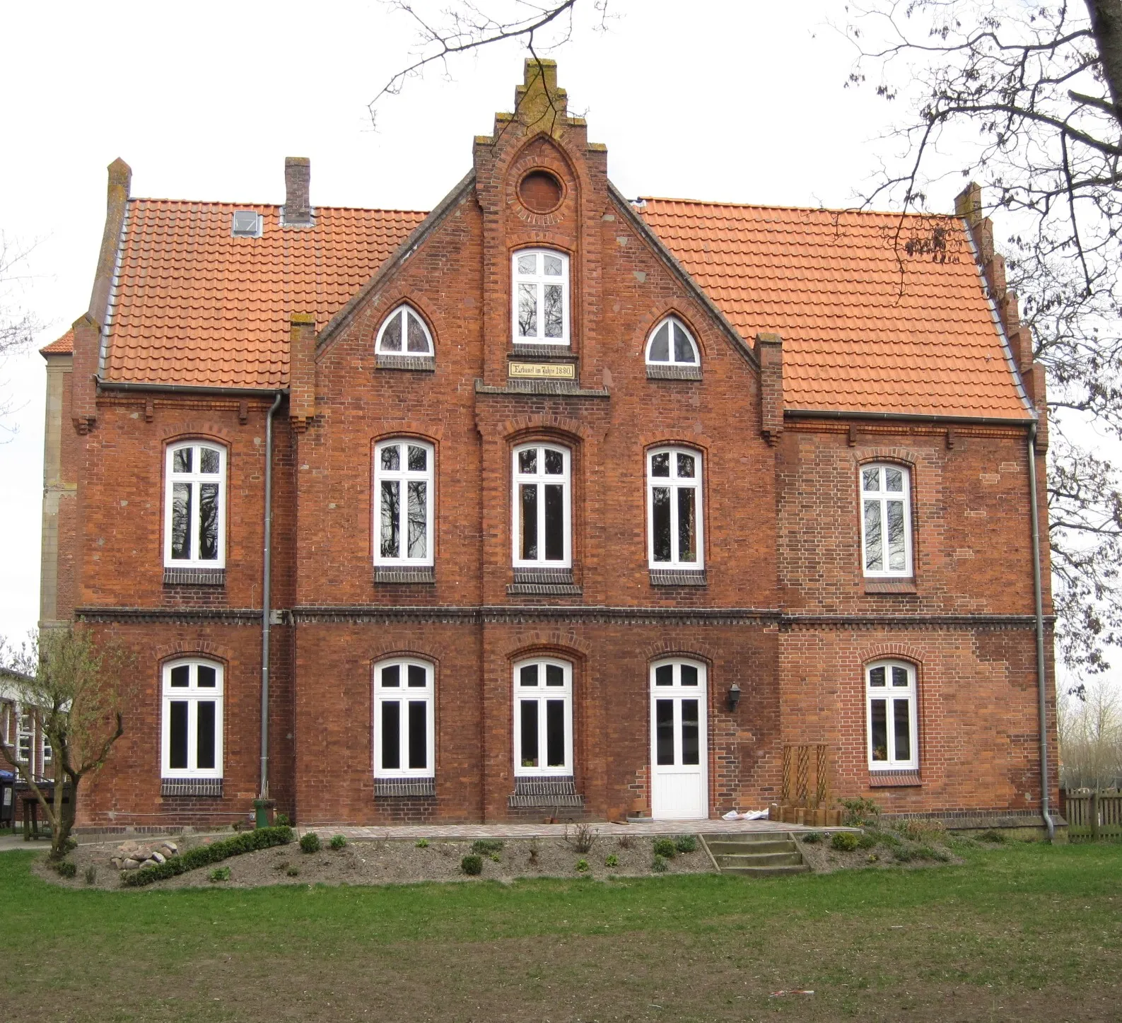 Photo showing: Altes Pfarrhaus in Brinkum (Stuhr), erbaut 1880, Seitenansicht