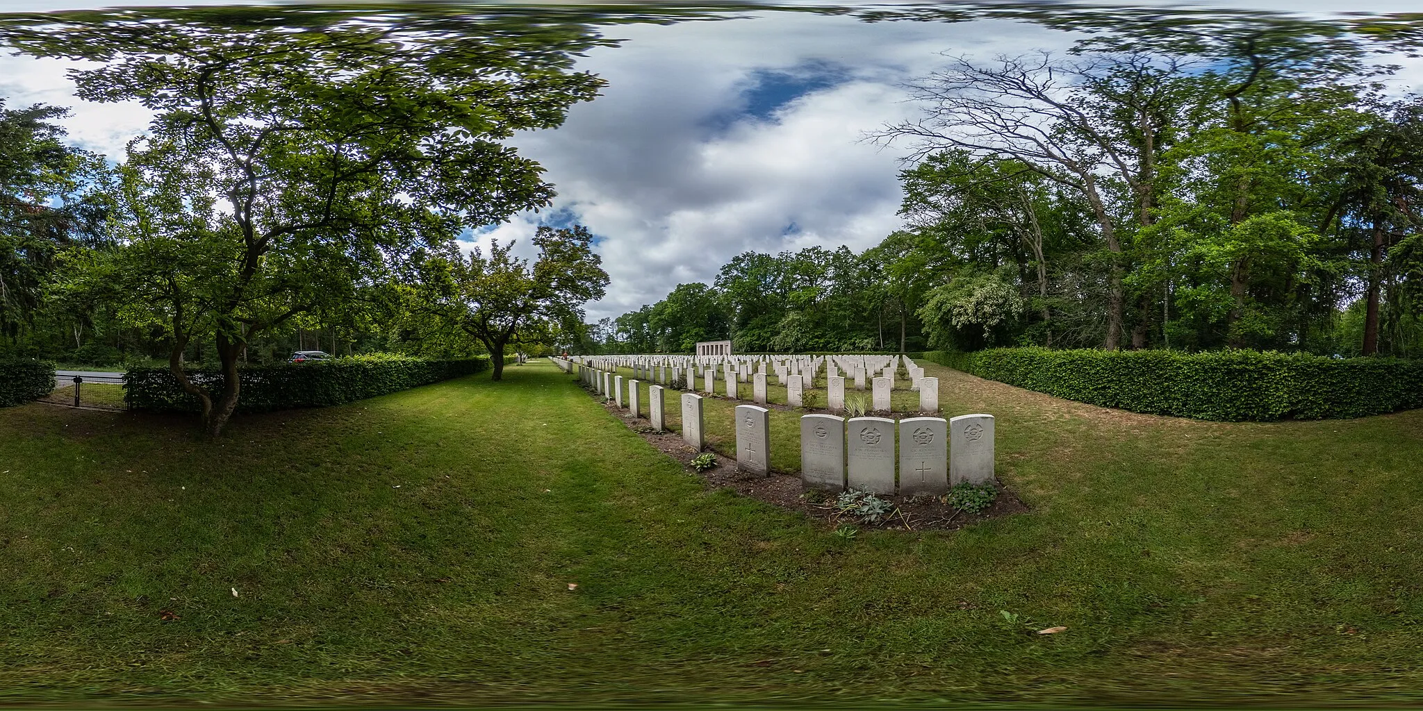 Photo showing: Kugelpanorama vom Sage War Cemetery, Baudenkmal ID:35961802 gemäß Denkmalatlas Niedersachsen, Niedersächsisches Landesamt für Denkmalpflege