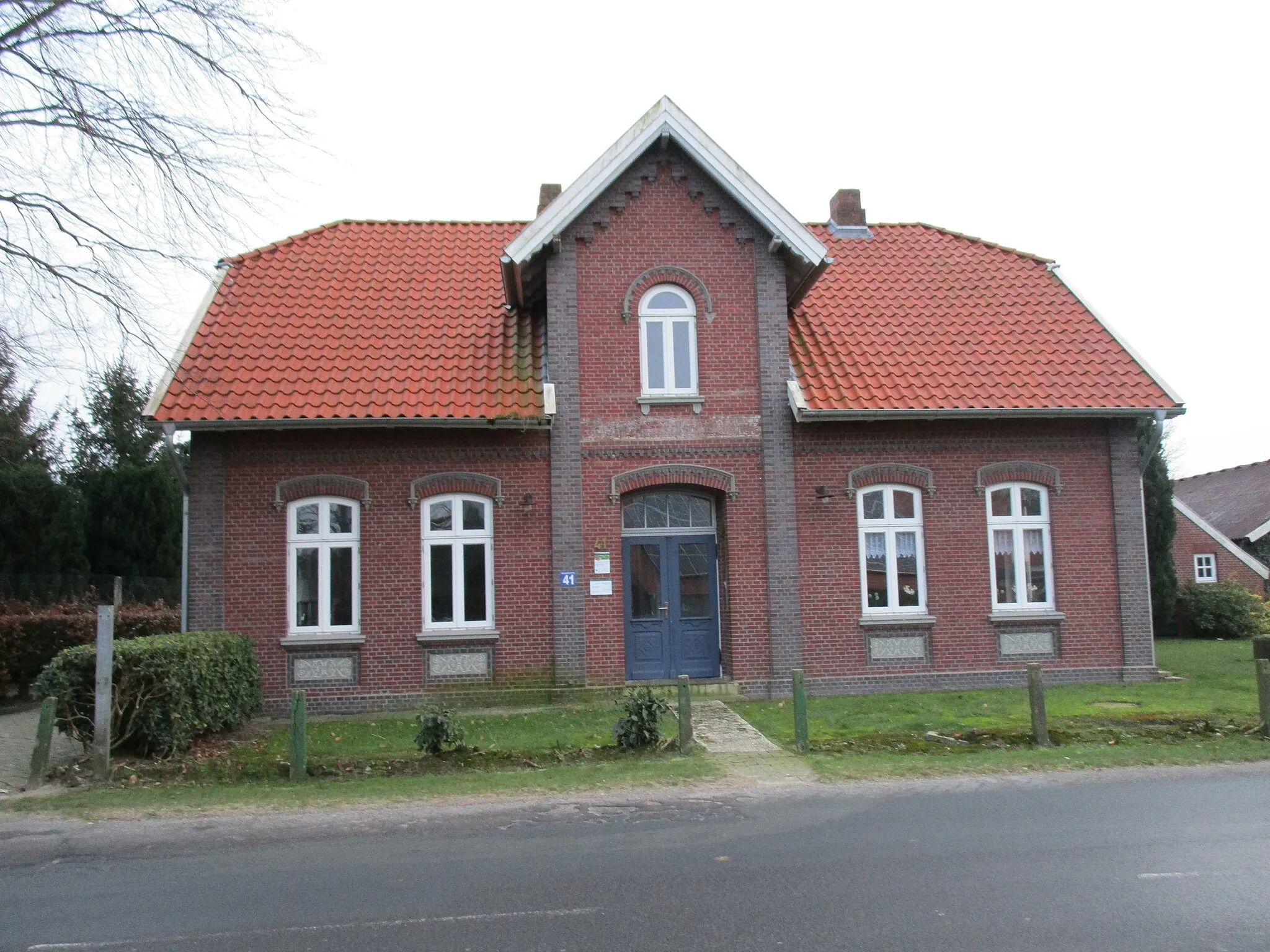 Photo showing: Denkmalgeschützte ehem. Schule jetzt Dorfgemeinschaftshaus, Spekendorfer Straße 41, Spekendorf