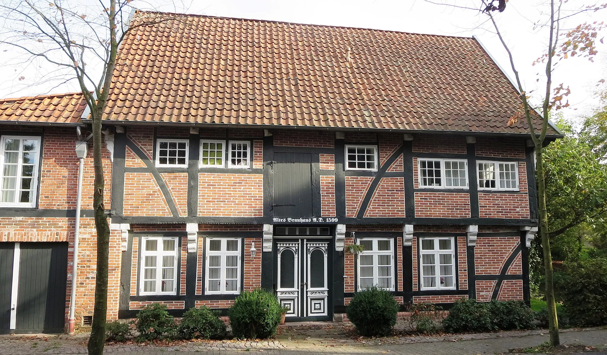 Photo showing: Ehemaliges Brauhaus in Ovelgönne-Großenmeer