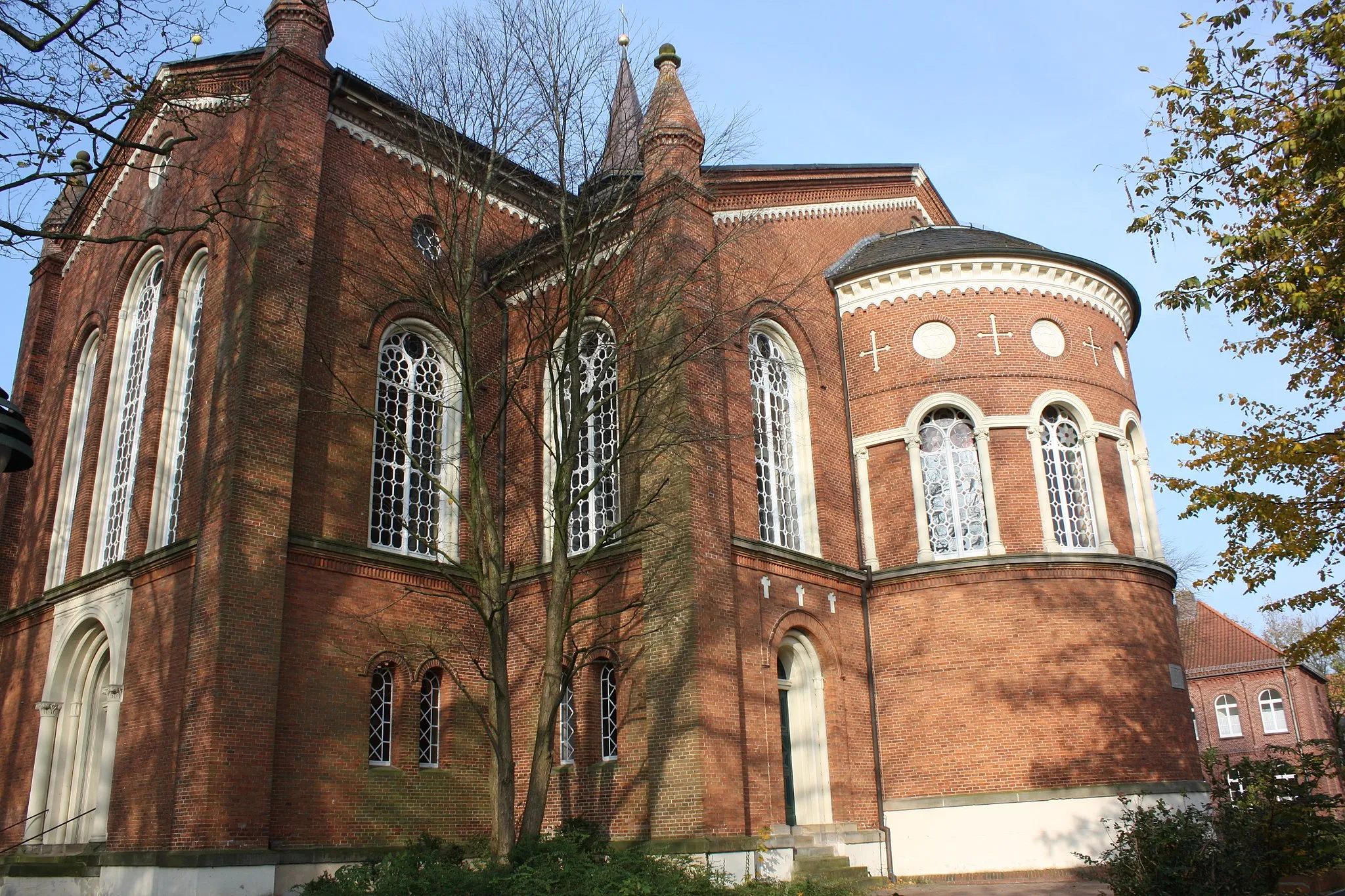 Photo showing: Süd-Ost-Ansicht von St. Magnus in Esens