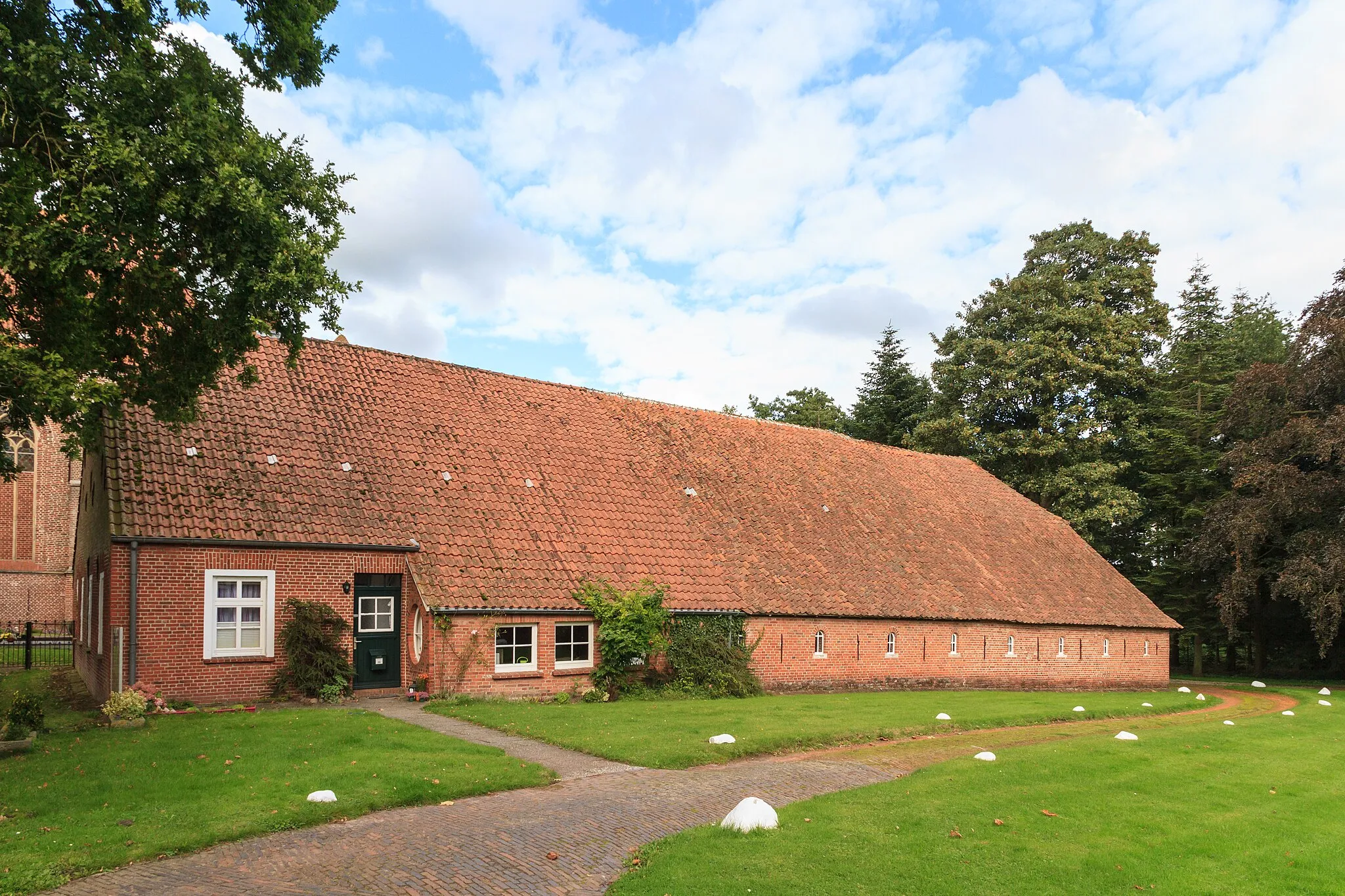 Photo showing: Gulfhof an der Burg Hinta