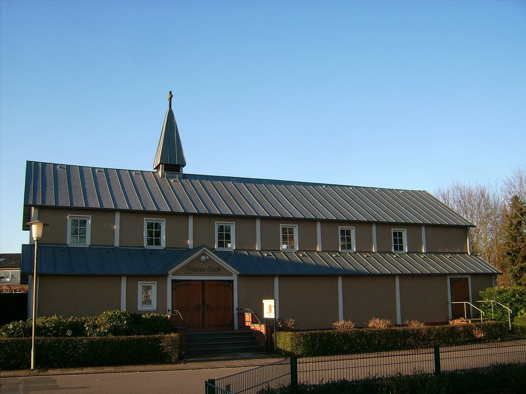 Photo showing: The "Kripplein Christi" is the Lutheran church in Glandorf, Lower-Saxony, Germany. Originally erected in Ahle, a locality of Holsen bear Bünde in Westphalia, the movable church was translocated to Glandorf in 1952.